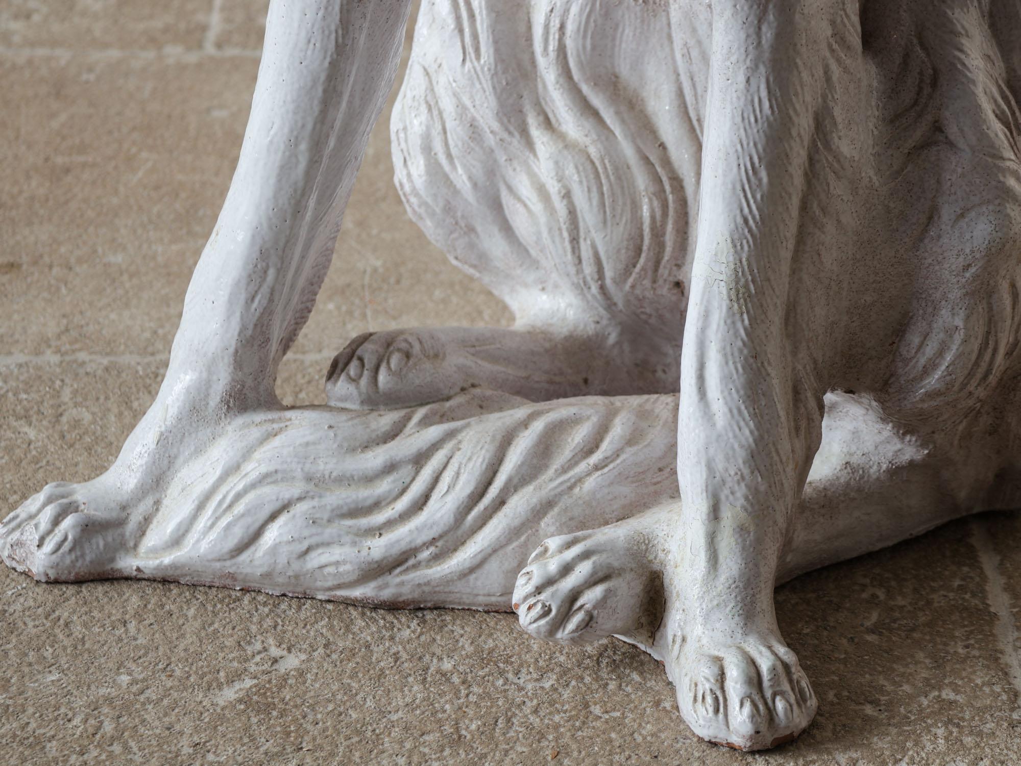 Terre cuite Sculpture italienne du milieu du siècle dernier en terre cuite peinte en blanc d'un chien de Borzoi, 1970 en vente