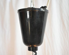 Lampe à suspension blanche du milieu du siècle Meblo conçue par Harvey Guzzini, 1970