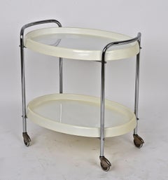 Carrello da bar italiano ovale in plastica bianca e metallo cromato, anni '50