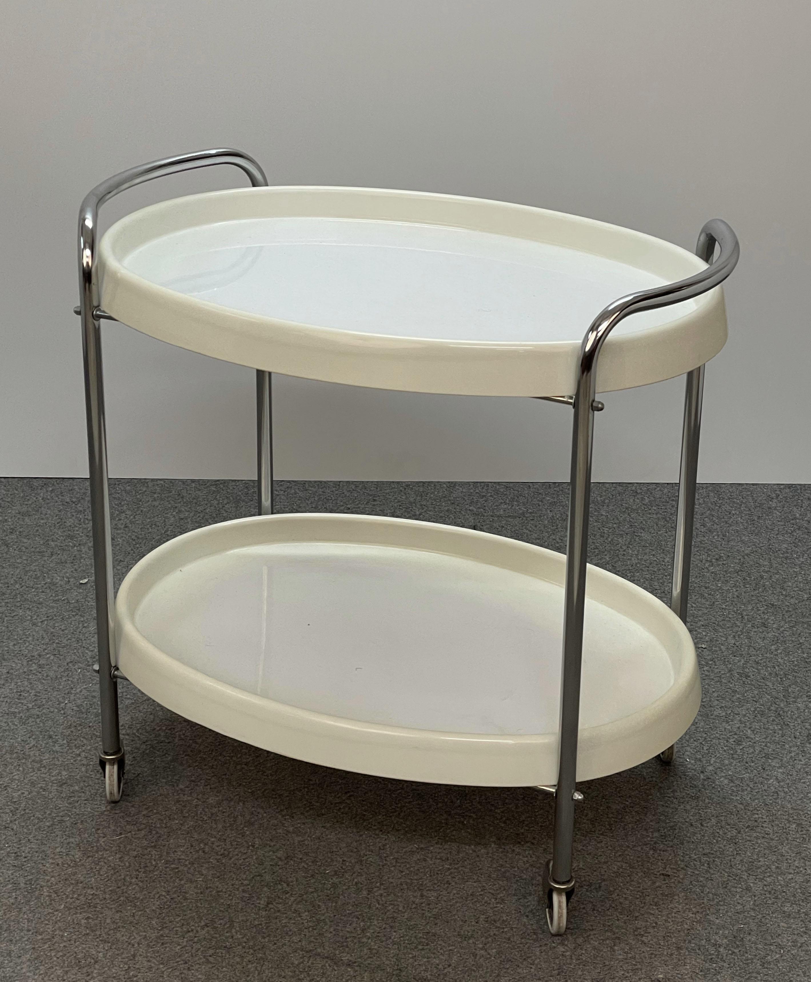 Midcentury White Plastic and Metal Chrome Italian Bar Cart Oval, 1950s For Sale 1