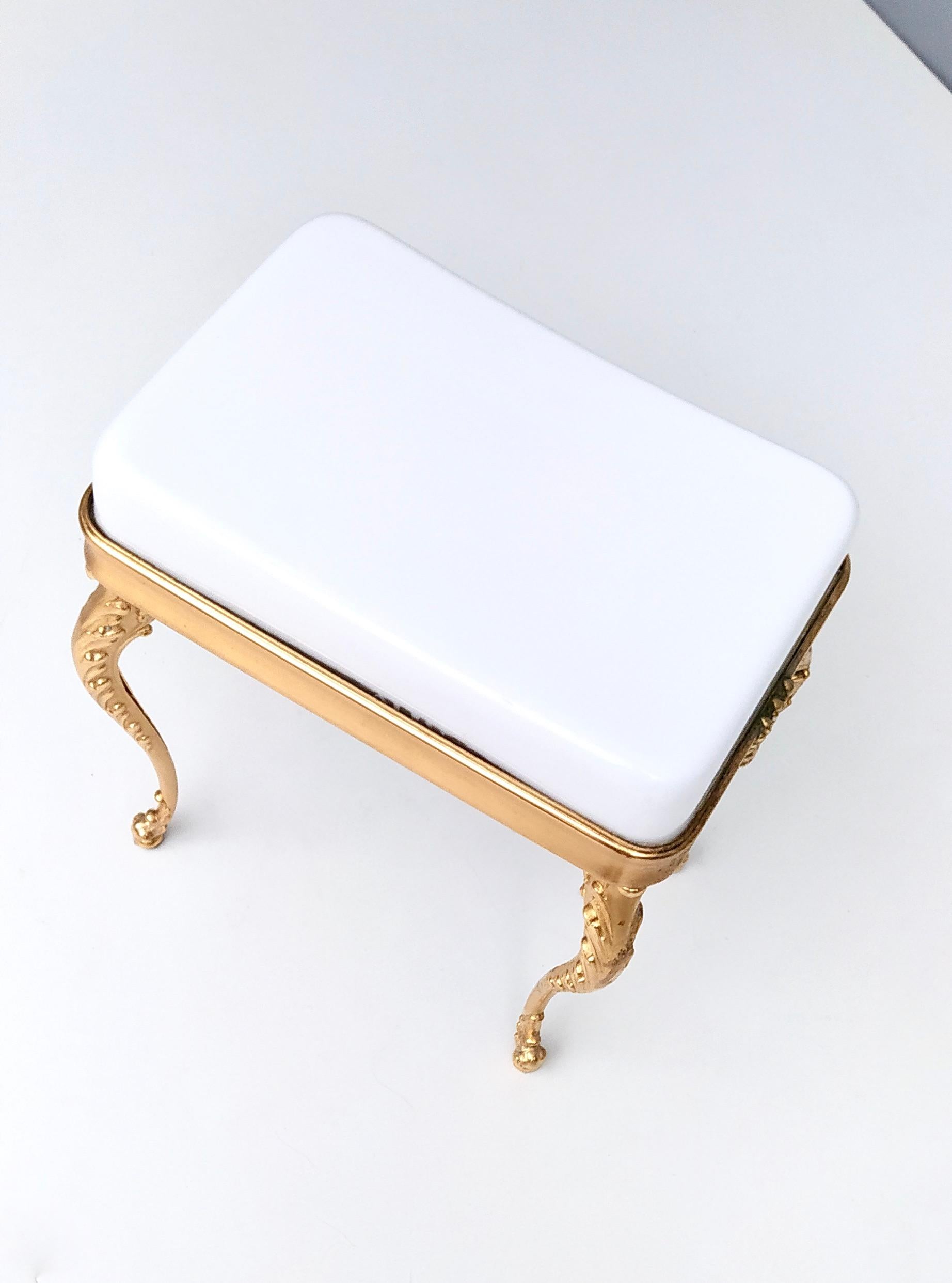 Mid-20th Century Vintage White Plastic Seat Ottoman with Cast Brass Legs, Italy For Sale