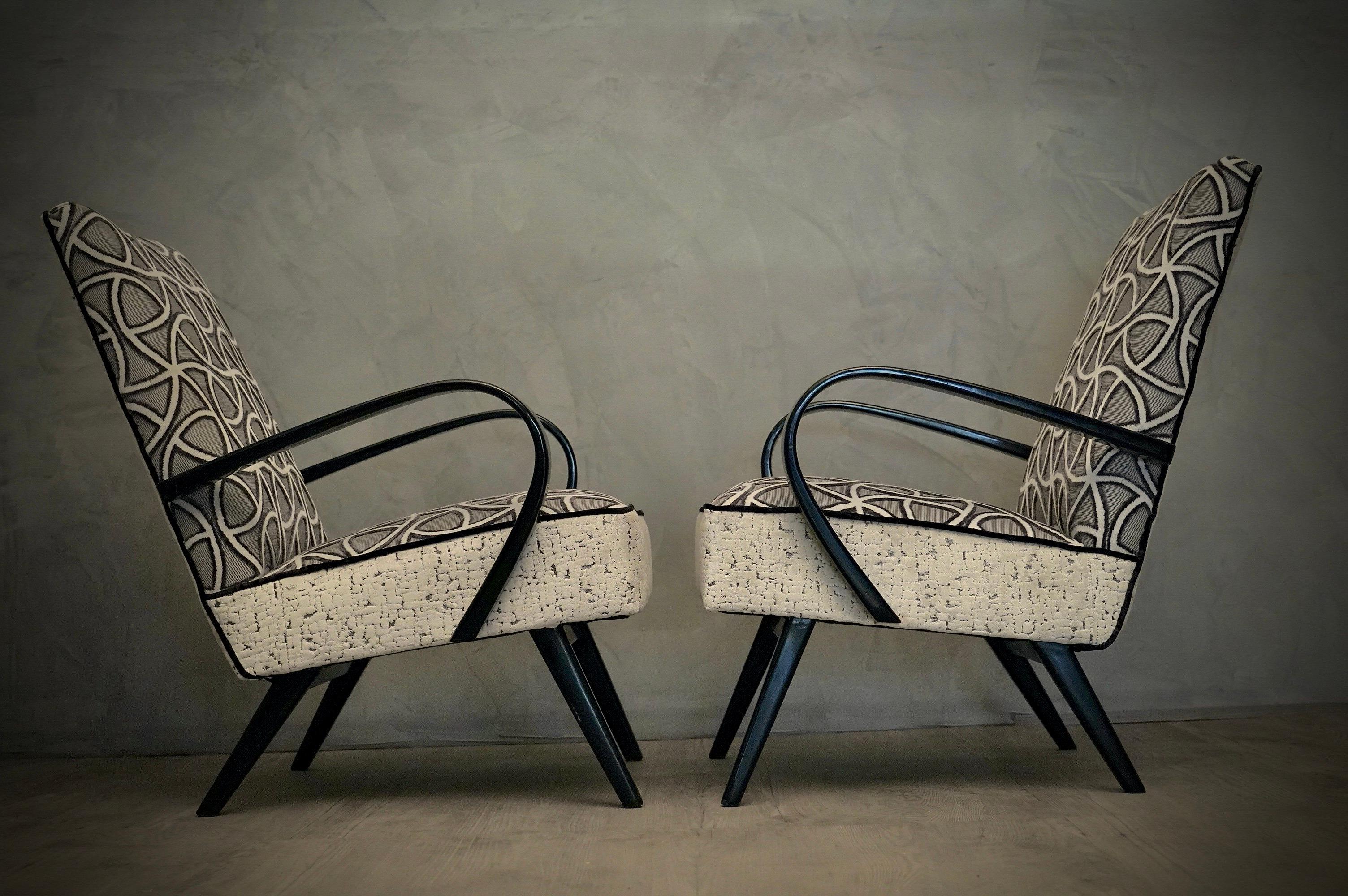 Sillones Club Italianos de Terciopelo Blanco y Madera de Haya de Mediano Siglo, 1950 en venta 2