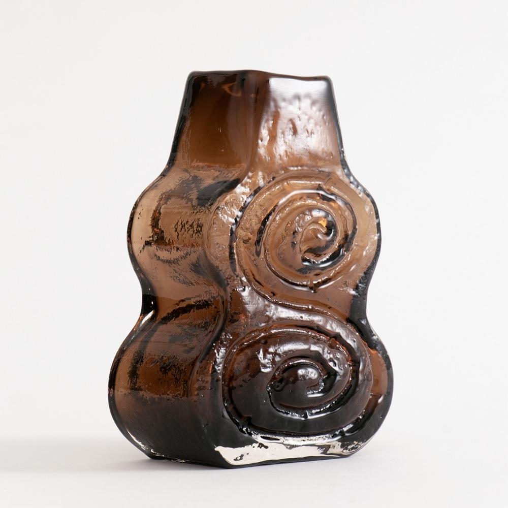 Midcentury Whitefriars Cello vase by Geoffrey Baxter, c.1960.