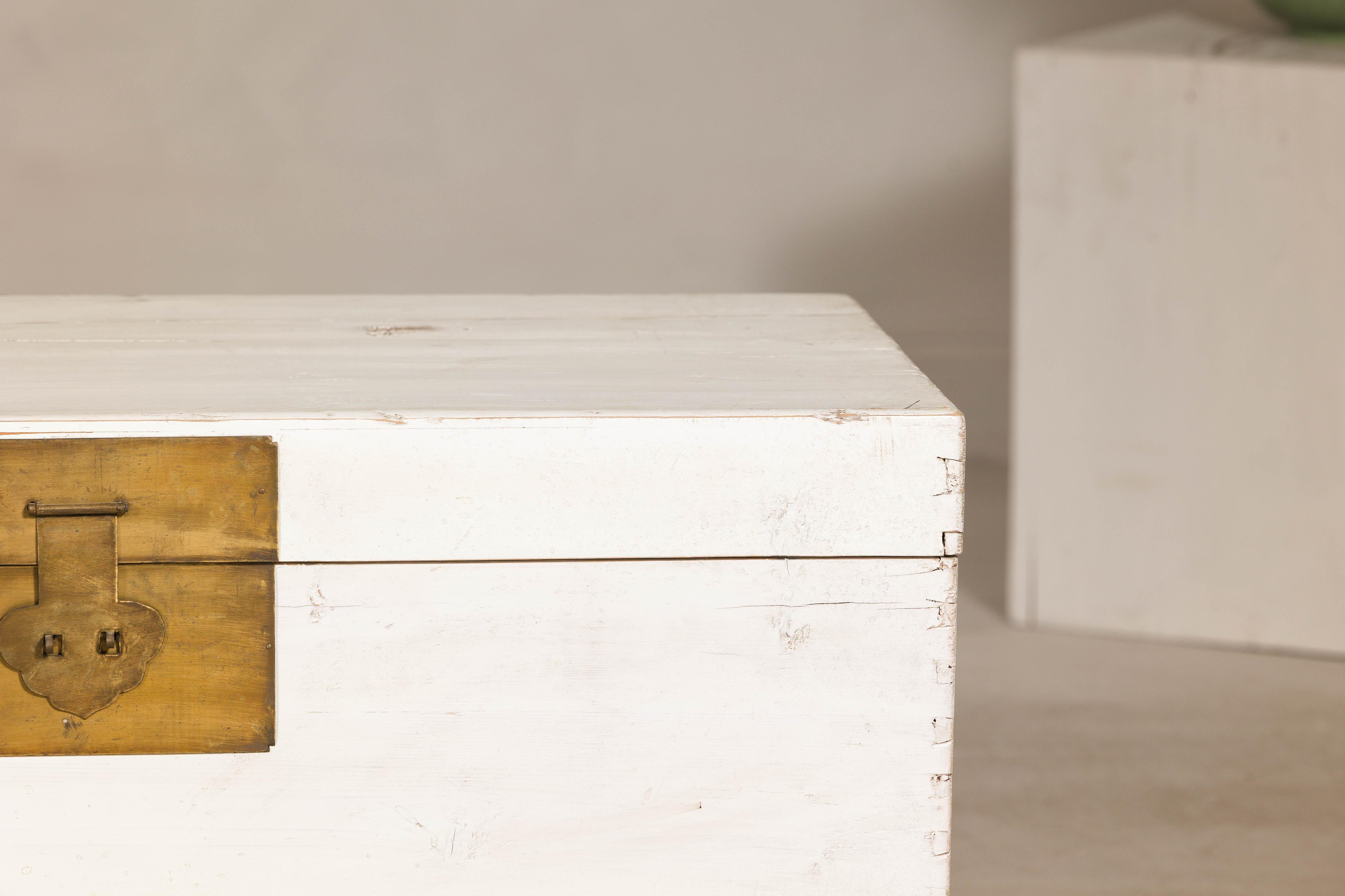 Midcentury Whitewashed Blanket Chest with Brass Hardware and Storage For Sale 6