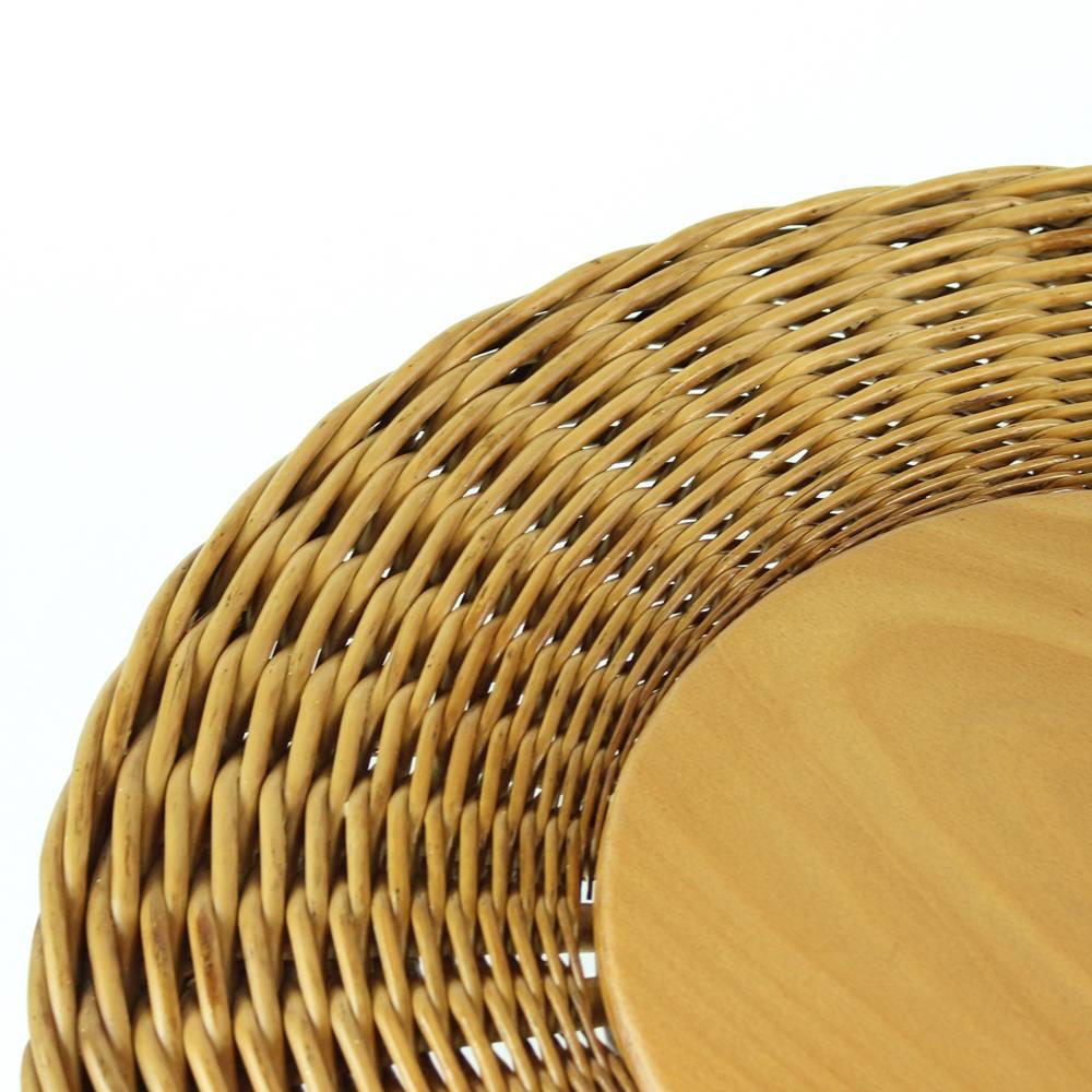 Midcentury Wicker Coffee Table with Stool by Uluv, Czechoslovakia, circa 1960 For Sale 1
