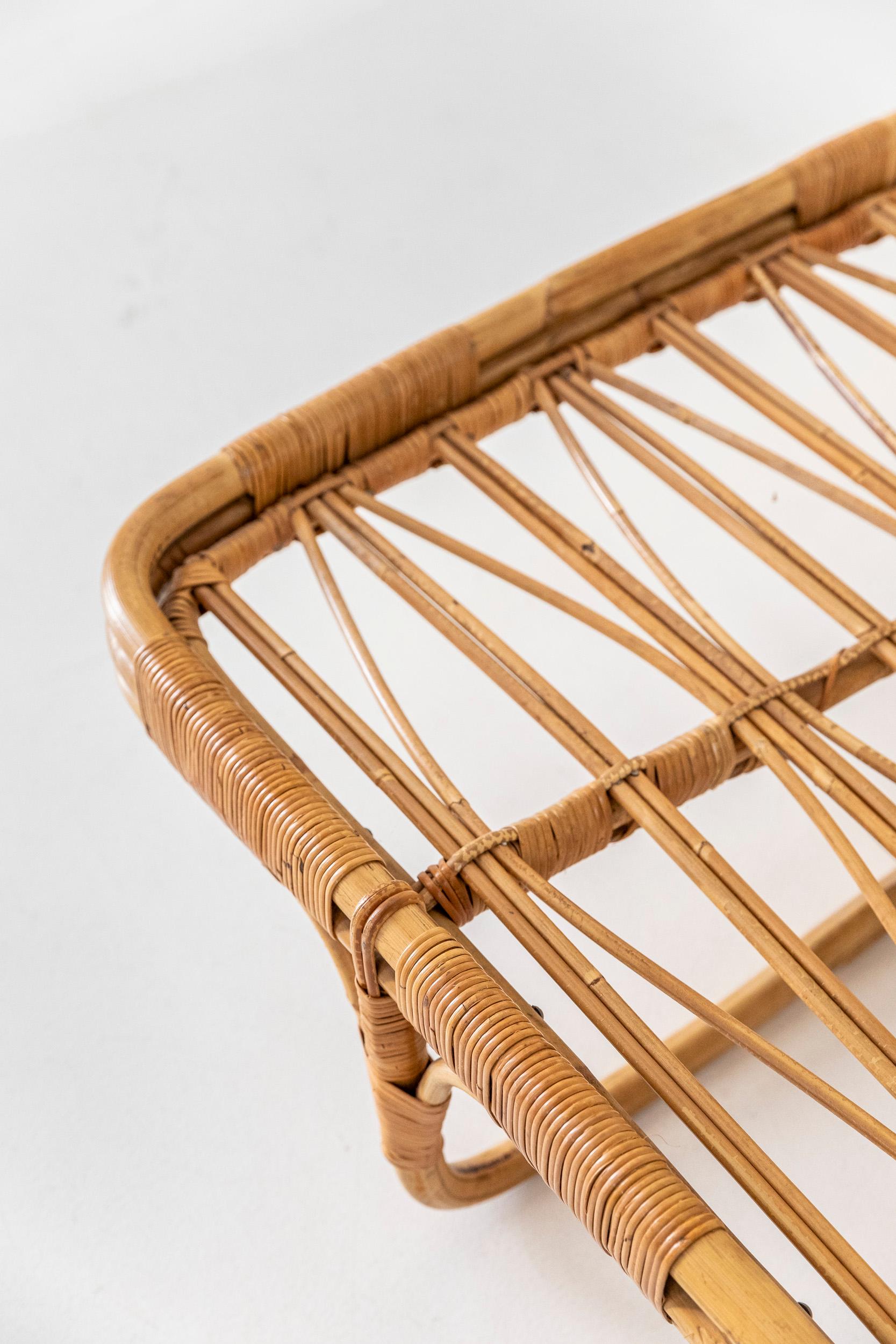 Mid-20th Century Midcentury wicker daybed attributed to Viggo Boesen, Denmark 1960s For Sale