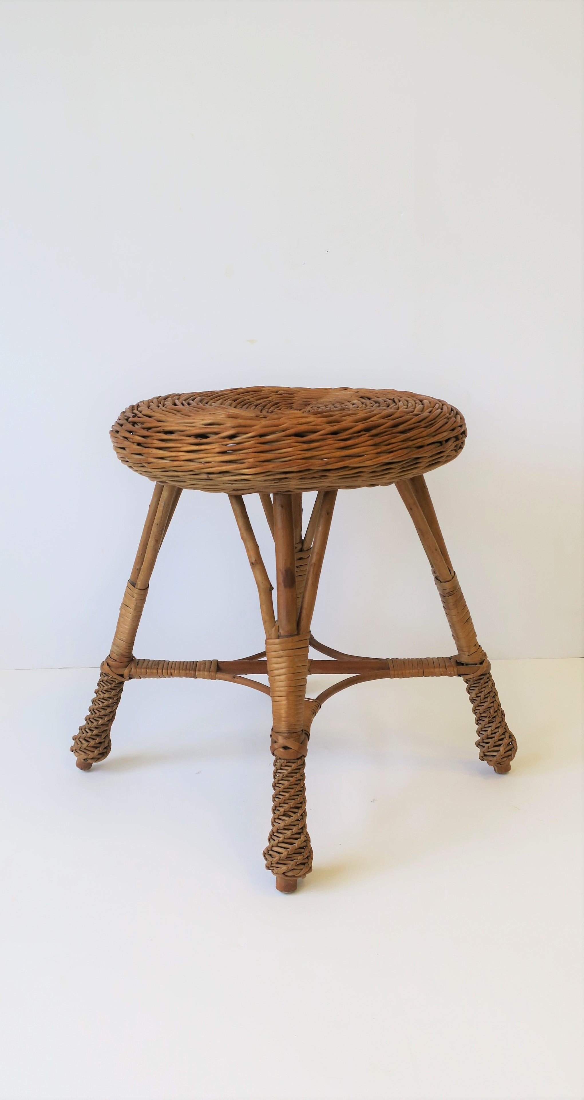 Midcentury Wicker Rattan and Wood Stool or Side Table In Good Condition In New York, NY
