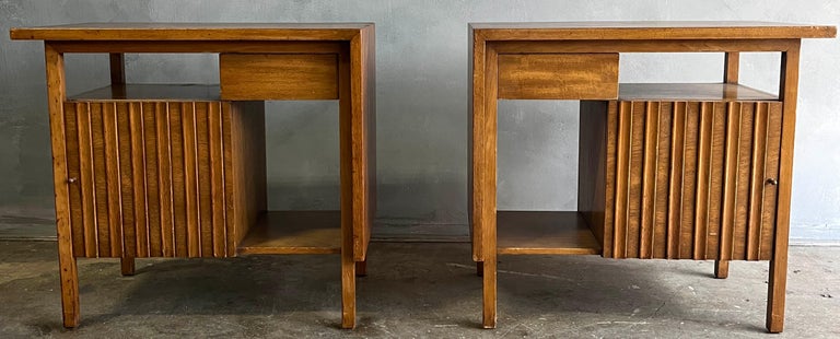 Midcentury Widdicomb Night Stands or Side Tables In Good Condition For Sale In BROOKLYN, NY