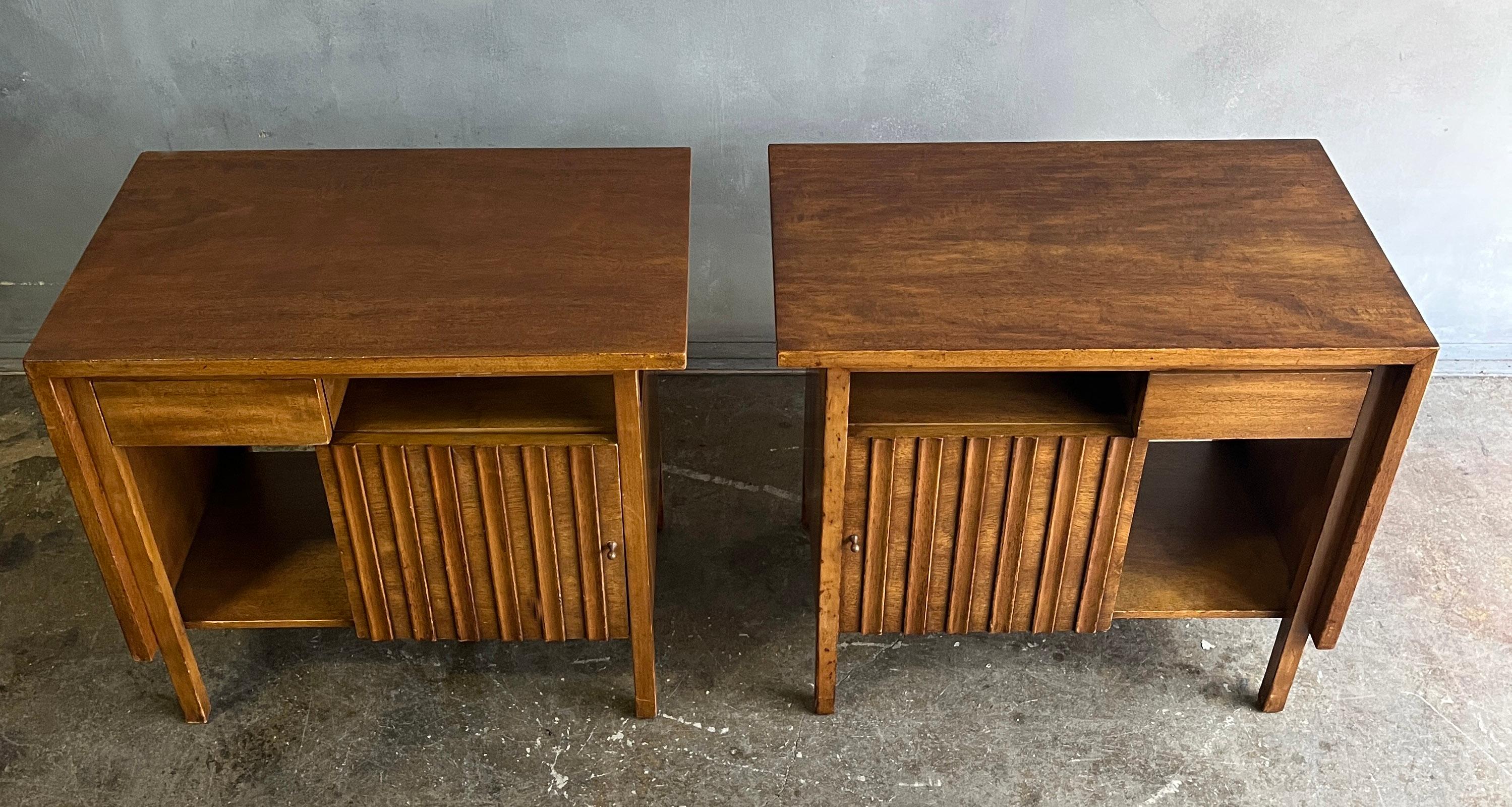 Midcentury Widdicomb Night Stands or Side Tables For Sale 1