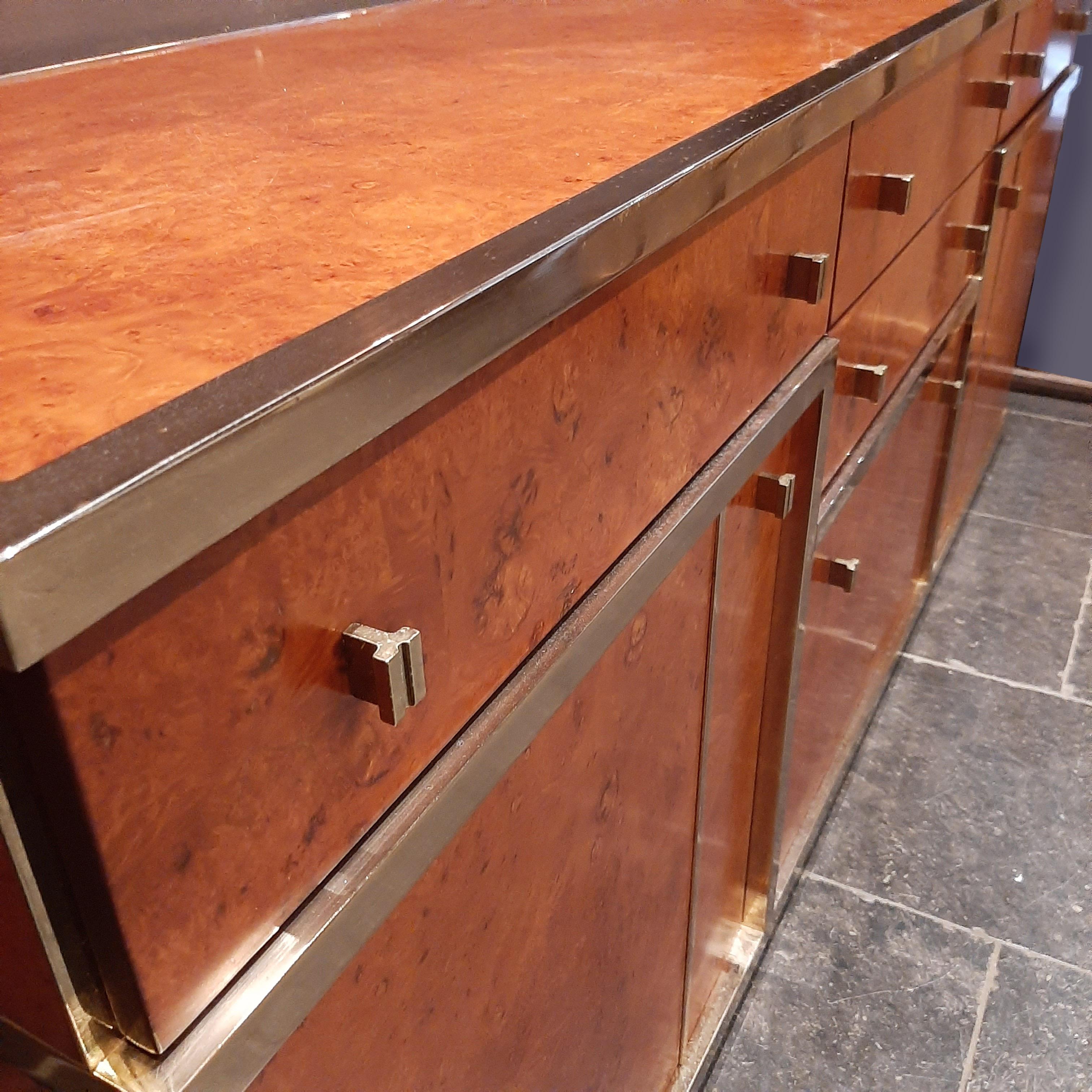 Italian Midcentury Willy Rizzo Burl Wood and Chrome Credenza, Italy, 1970s For Sale