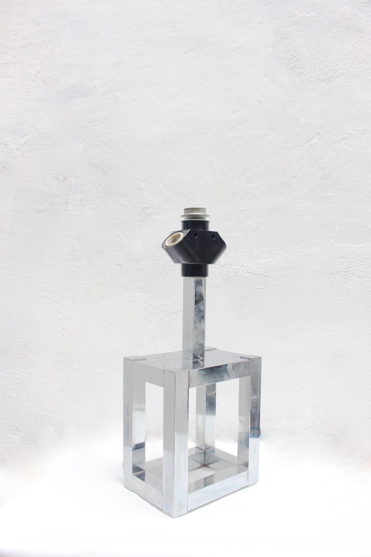 Midcentury Willy Rizzo Sculptural Cubic Sculptural Table Lamp for Lumica, 1970s For Sale 4
