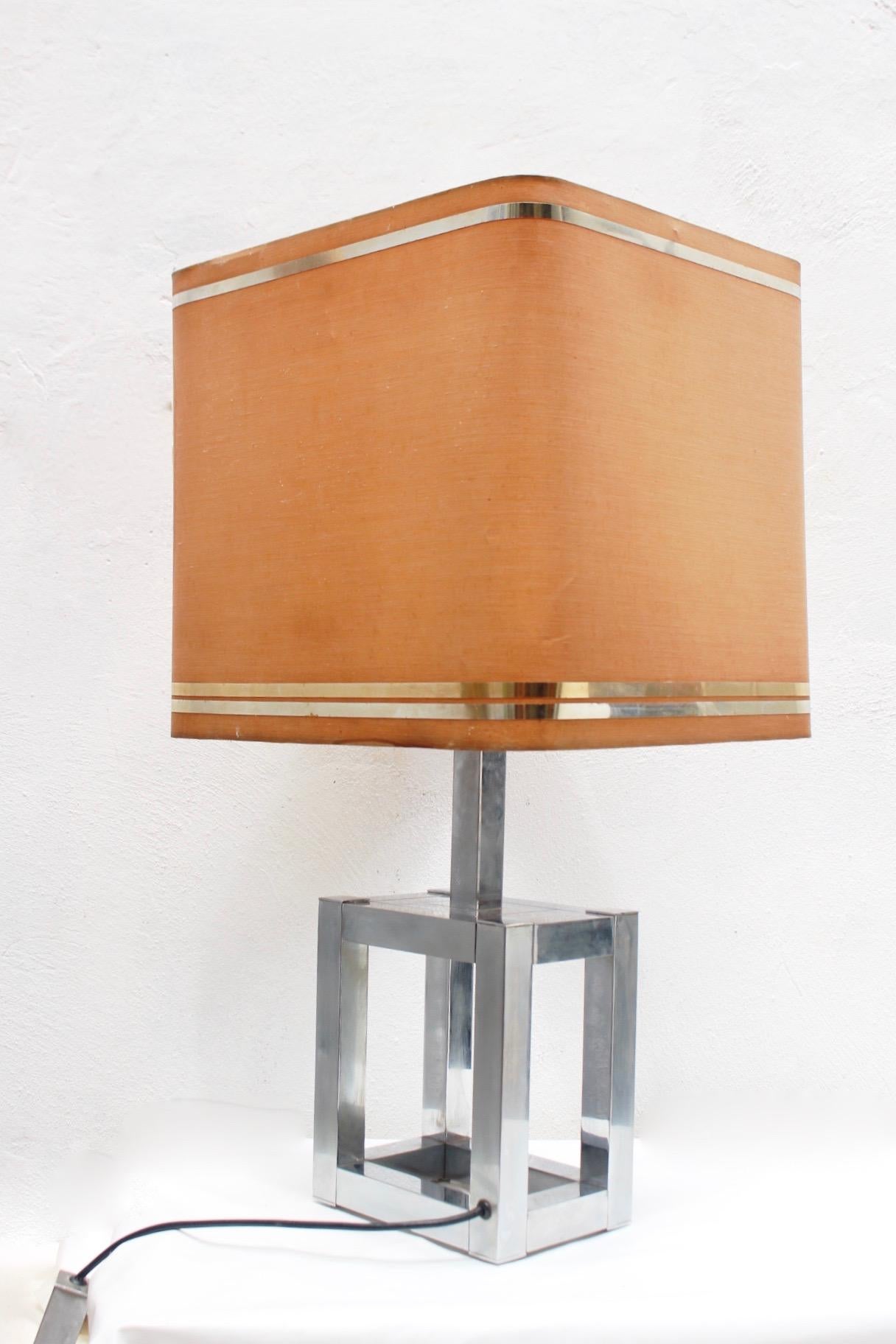 Italian Midcentury Willy Rizzo Sculptural Cubic Sculptural Table Lamp for Lumica, 1970s For Sale