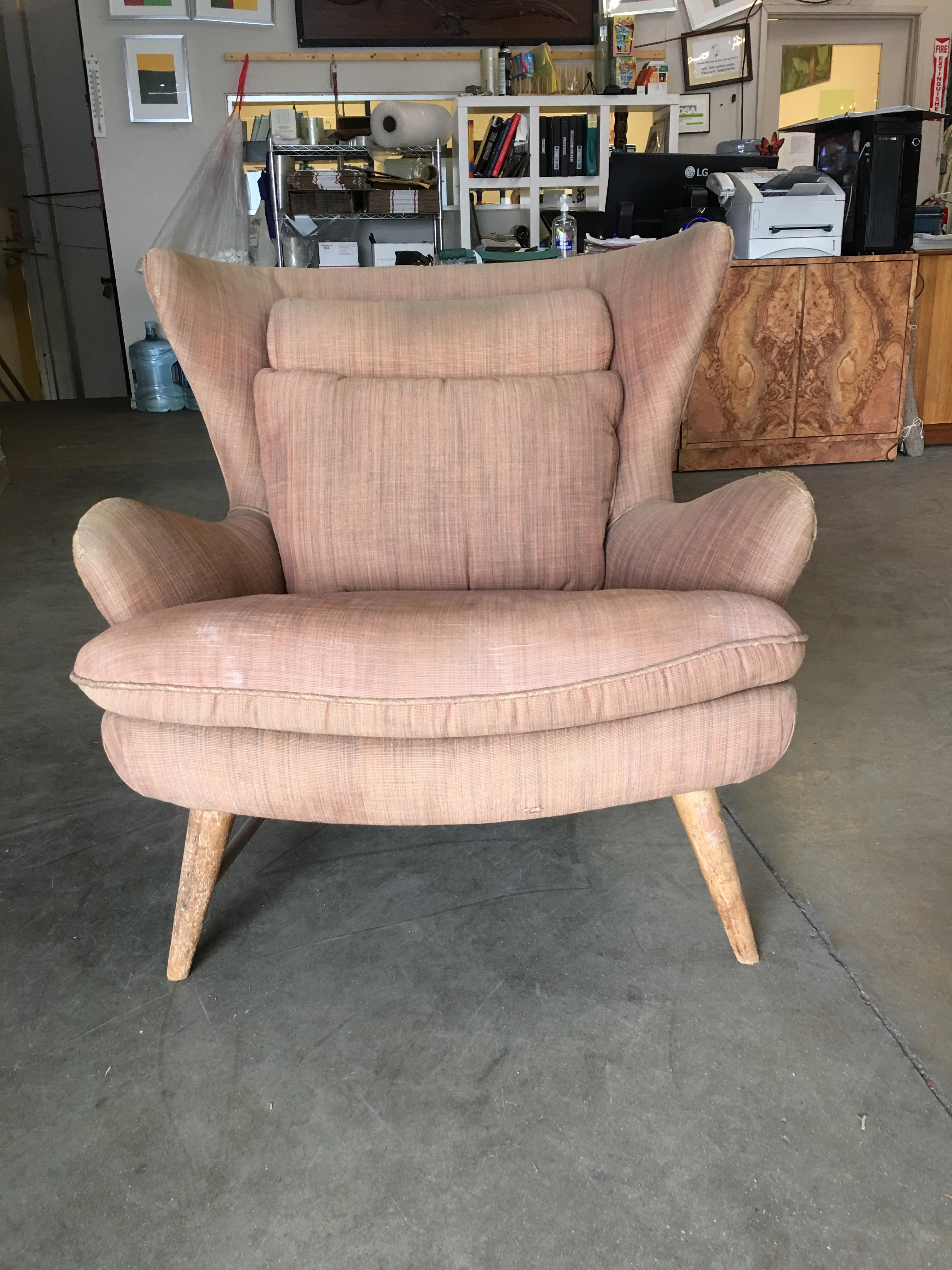 Midcentury Wingback Lounge Chair with Ottoman In Excellent Condition In Van Nuys, CA