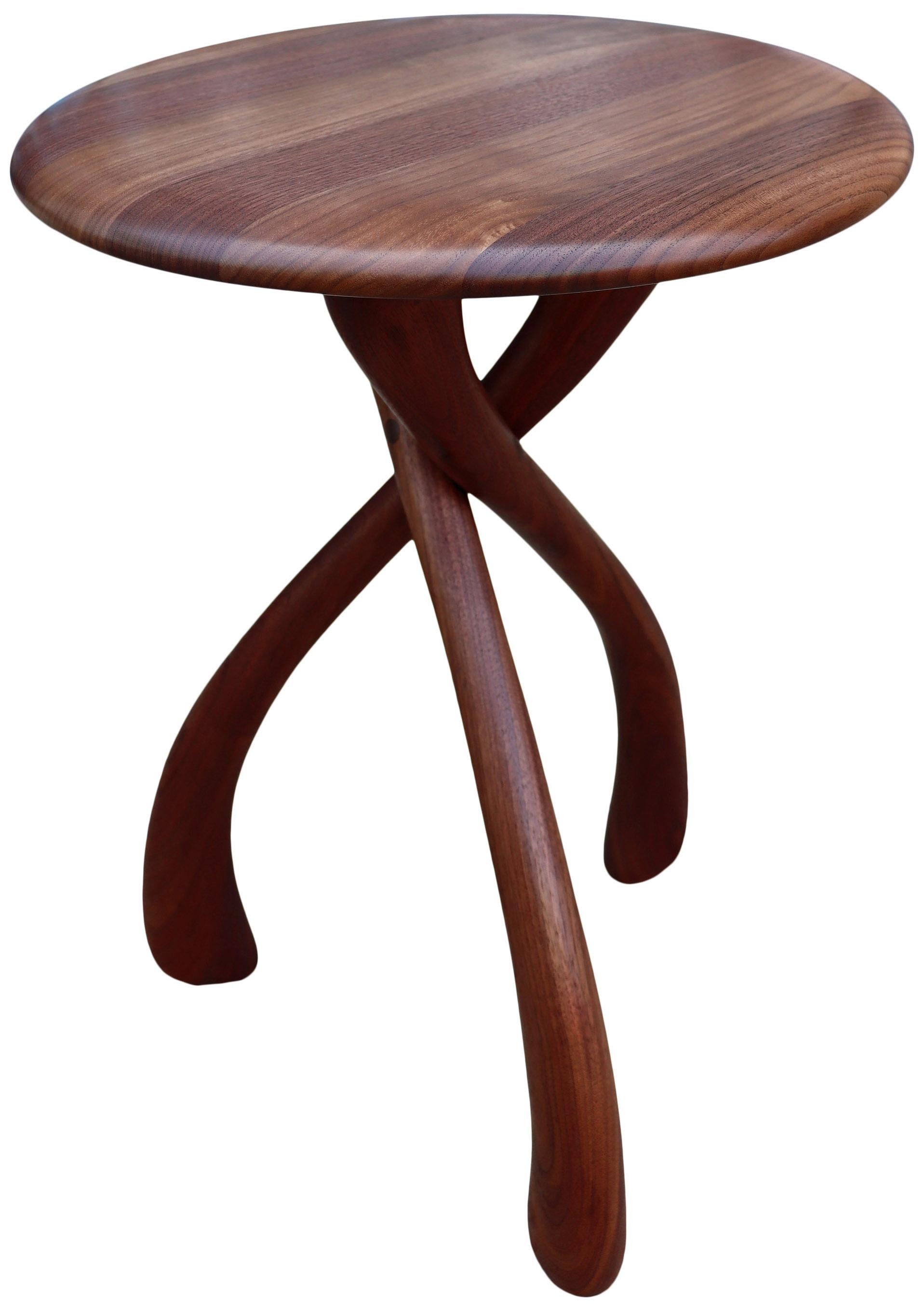 20th Century Midcentury Wishbone Side Table in Walnut (4 available) For Sale