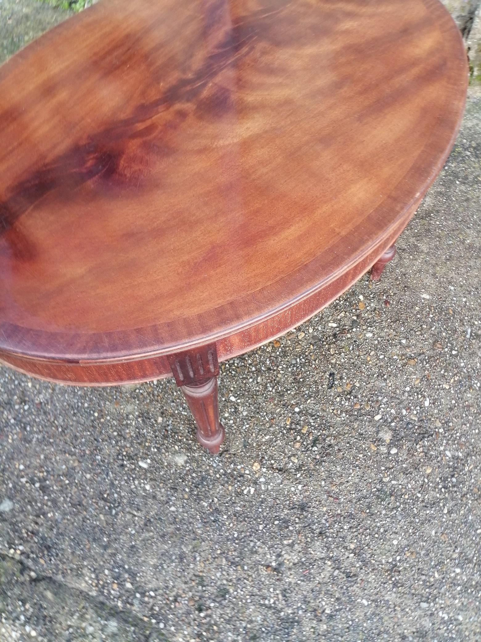 Midcentury Wood Coffe or Side Oval Table, Italy, 1940s 14