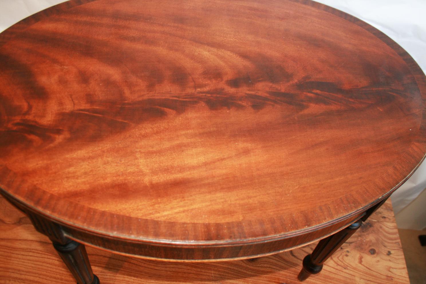 Midcentury Wood Coffe or Side Oval Table, Italy, 1940s 9