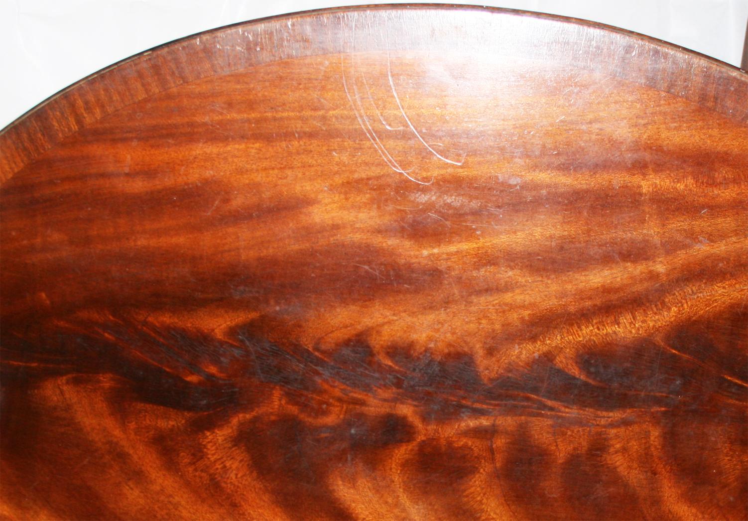 Midcentury Wood Coffe or Side Oval Table, Italy, 1940s 2