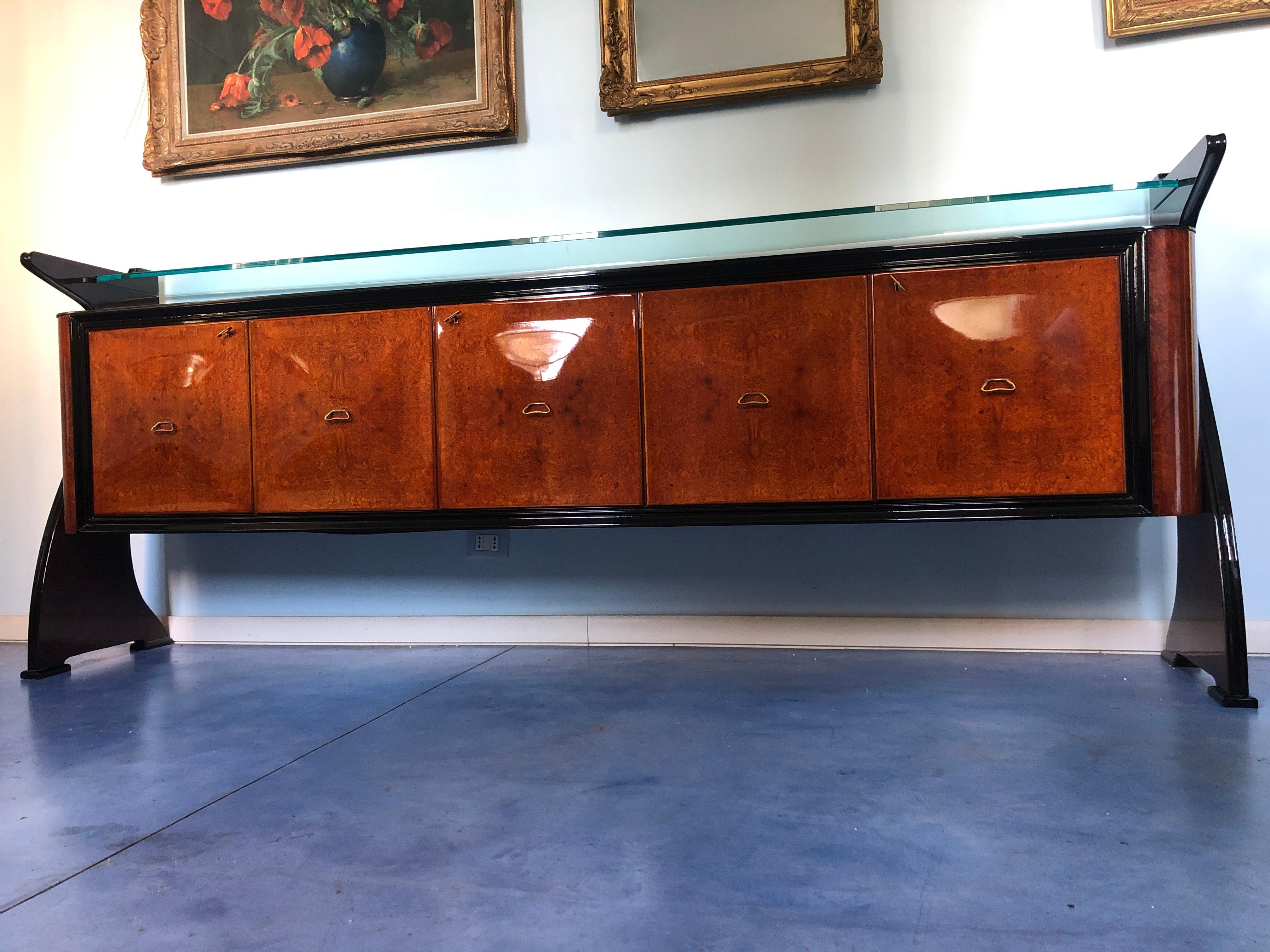 Midcentury Wooden Amboyna Rosewood Sideboard Guglielmo Ulrich's Style, 1950s In Excellent Condition In Traversetolo, IT