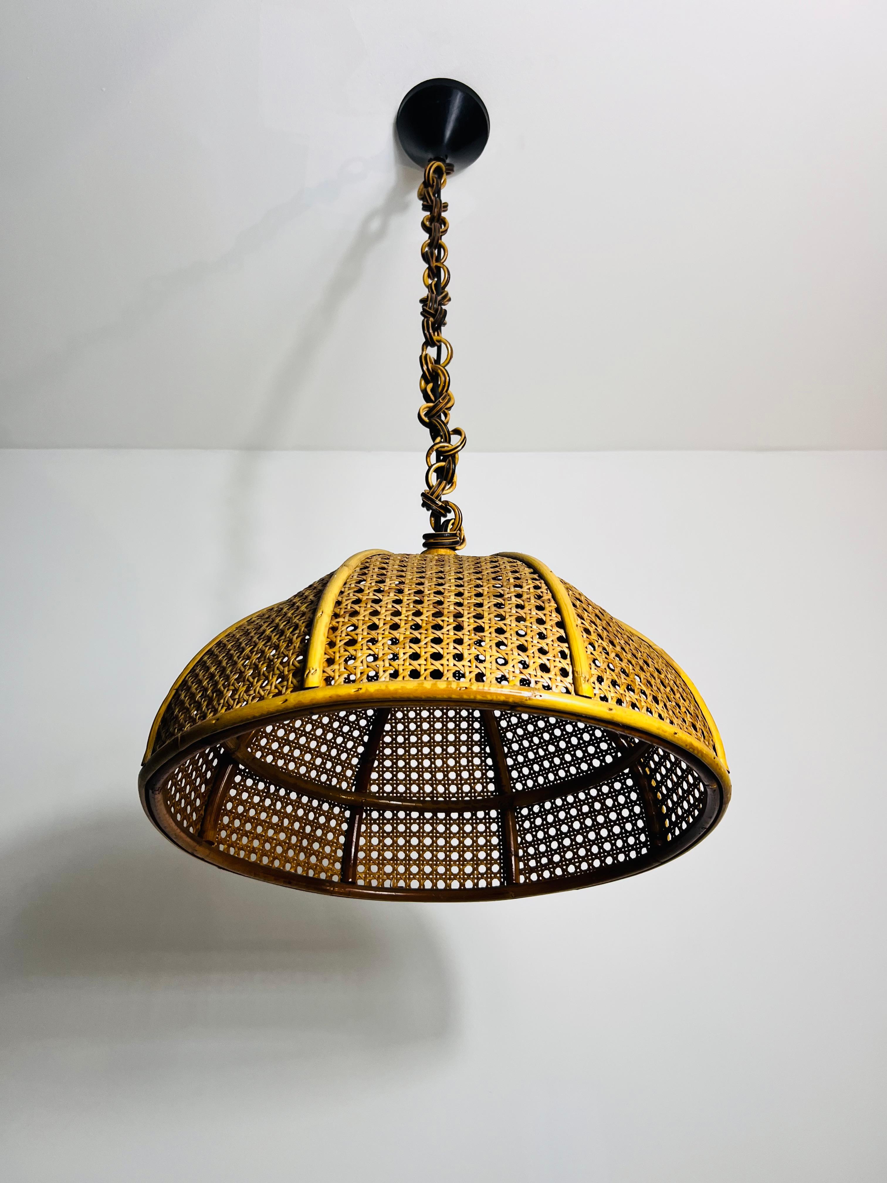 Midcentury Wooden Bamboo Pendant Lamp, Italy, 1960s For Sale 1