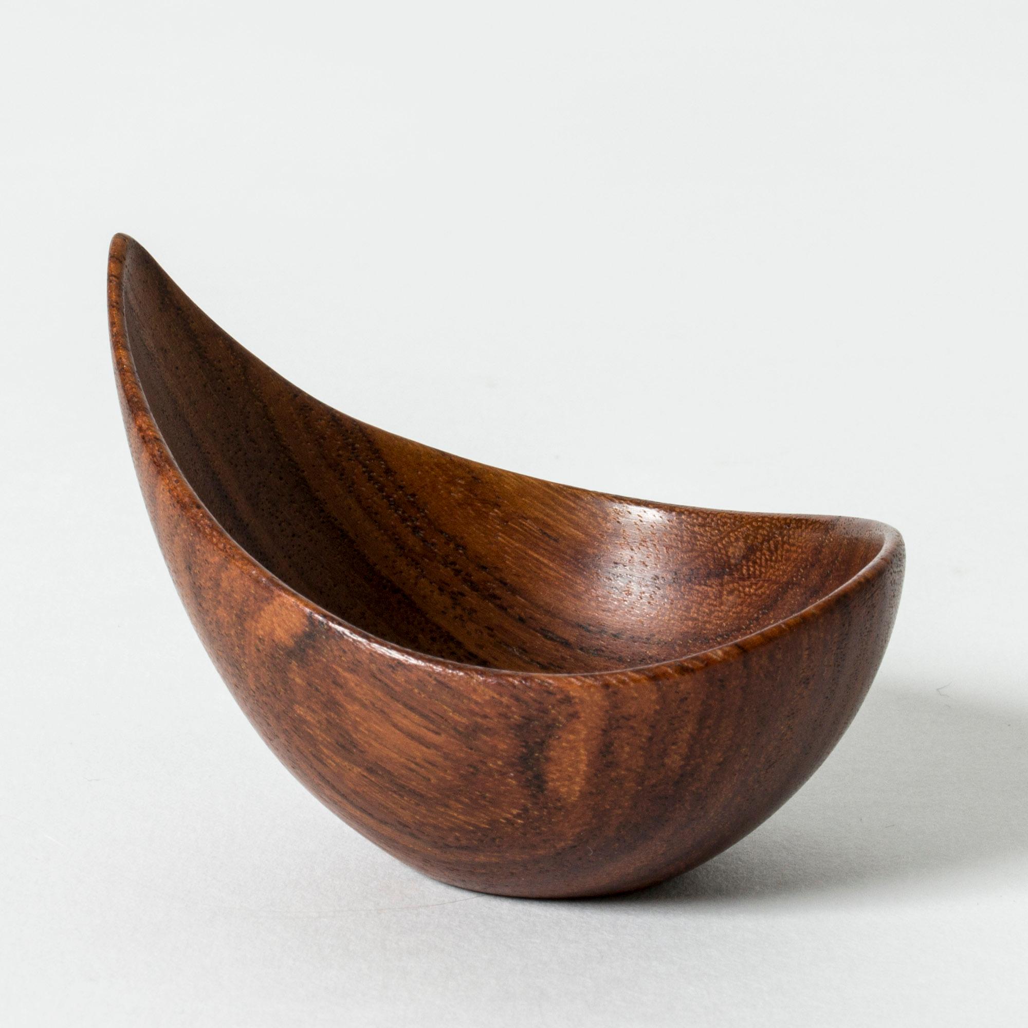 Lovely small bowl by Johnny Mattsson, sculpted from rosewood in a drop-like design. Delicately made, beautiful woodgrain.