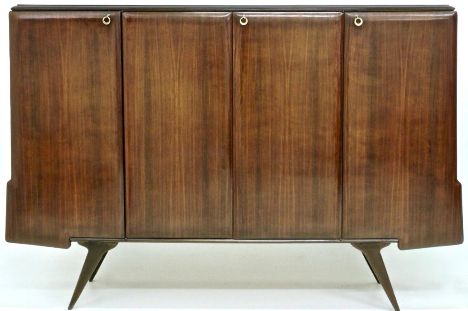 Vintage Walnut Highboard with Mirrored Interiors and Brass Details Italy In Excellent Condition In Bresso, Lombardy