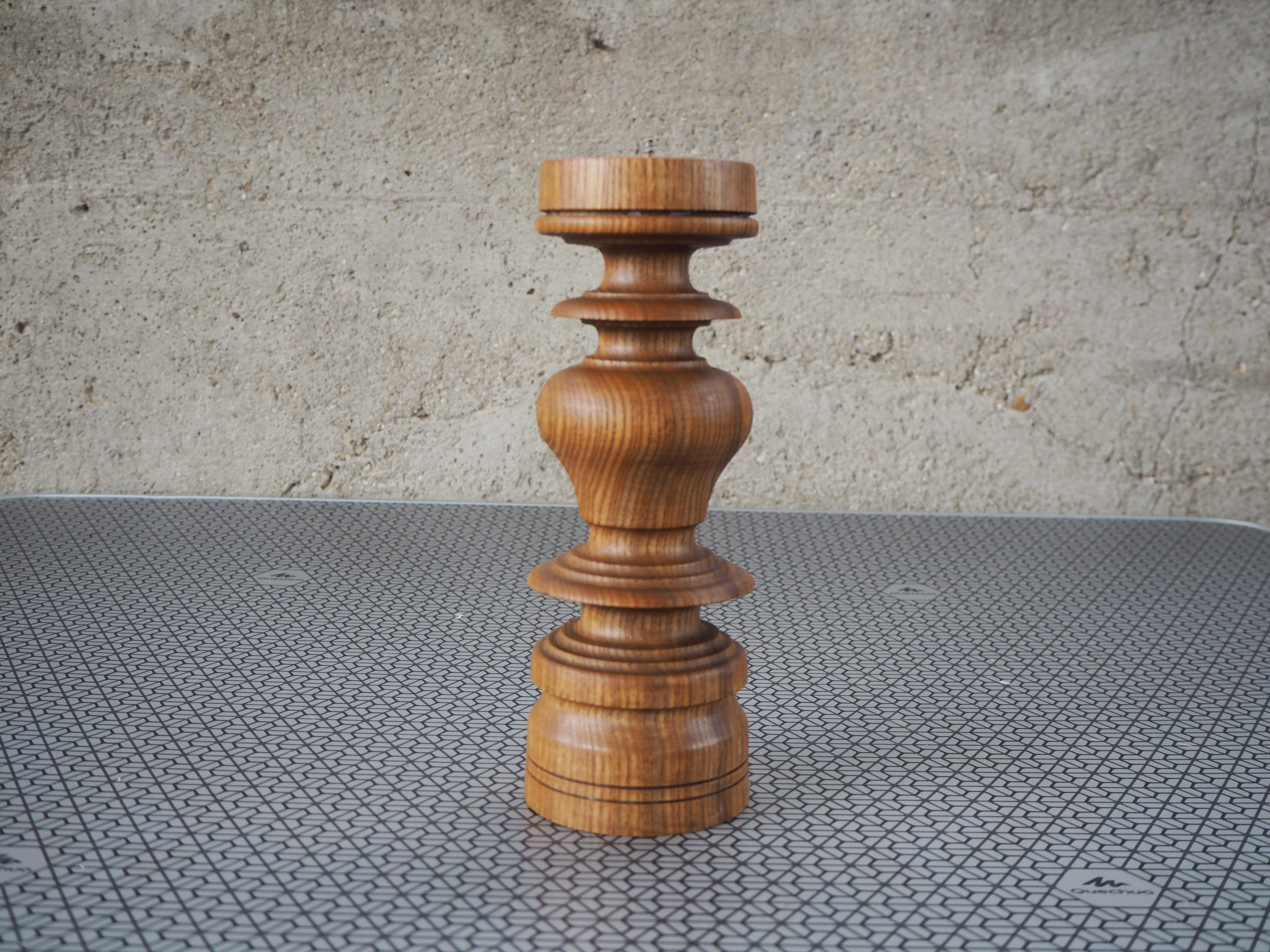 Portavelas de madera de mediados de siglo, años 60, Europa en venta 6