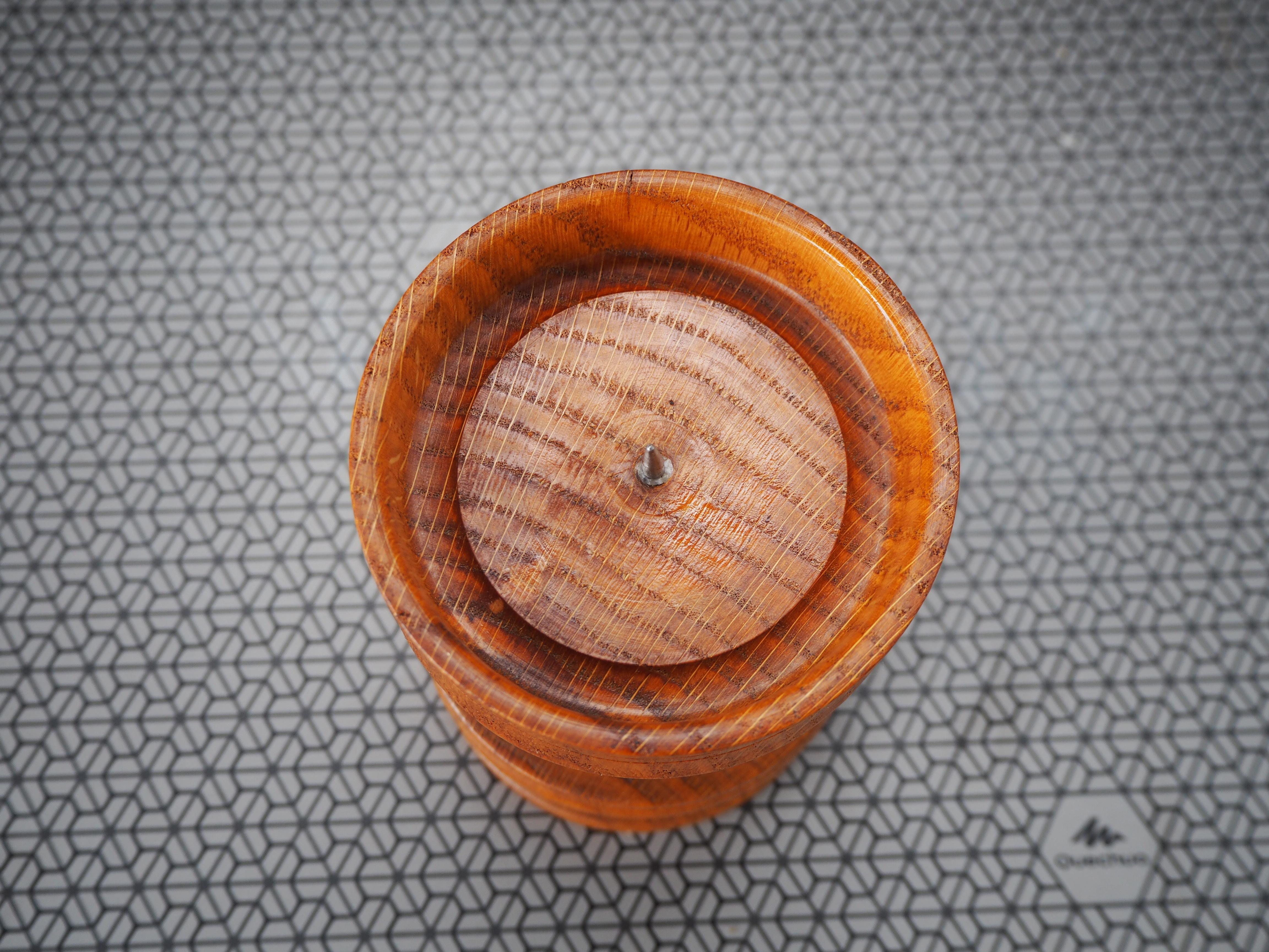 Portavelas de madera de mediados de siglo, años 60, Europa mediados del siglo XX en venta