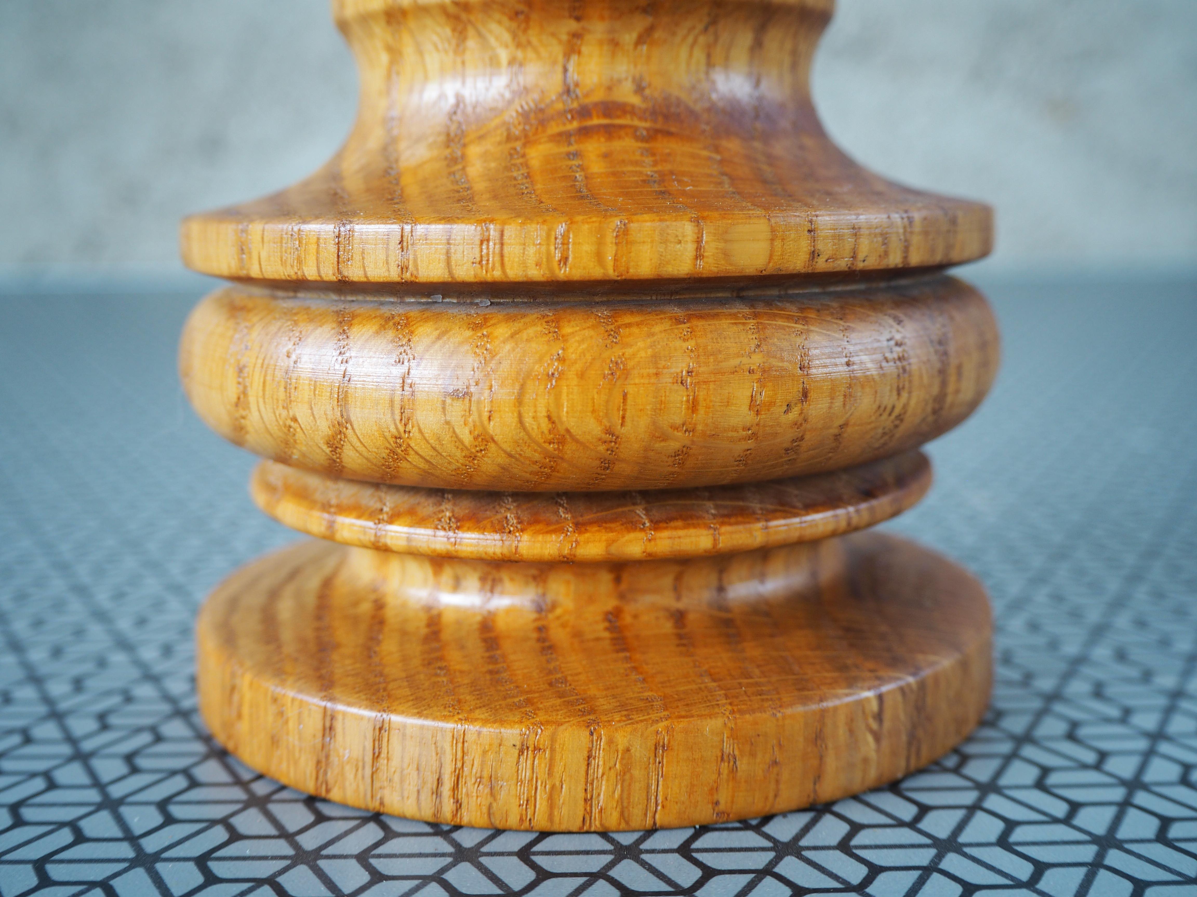Portavelas de madera de mediados de siglo, años 60, Europa en venta 2