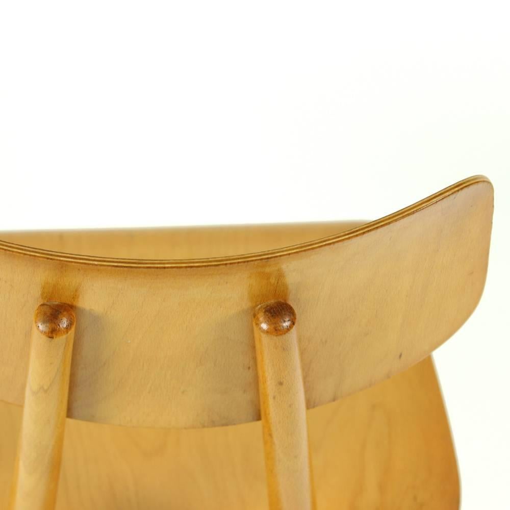 Midcentury Wooden Chairs in Wood by Ton, Czechoslovakia, circa 1960 For Sale 6