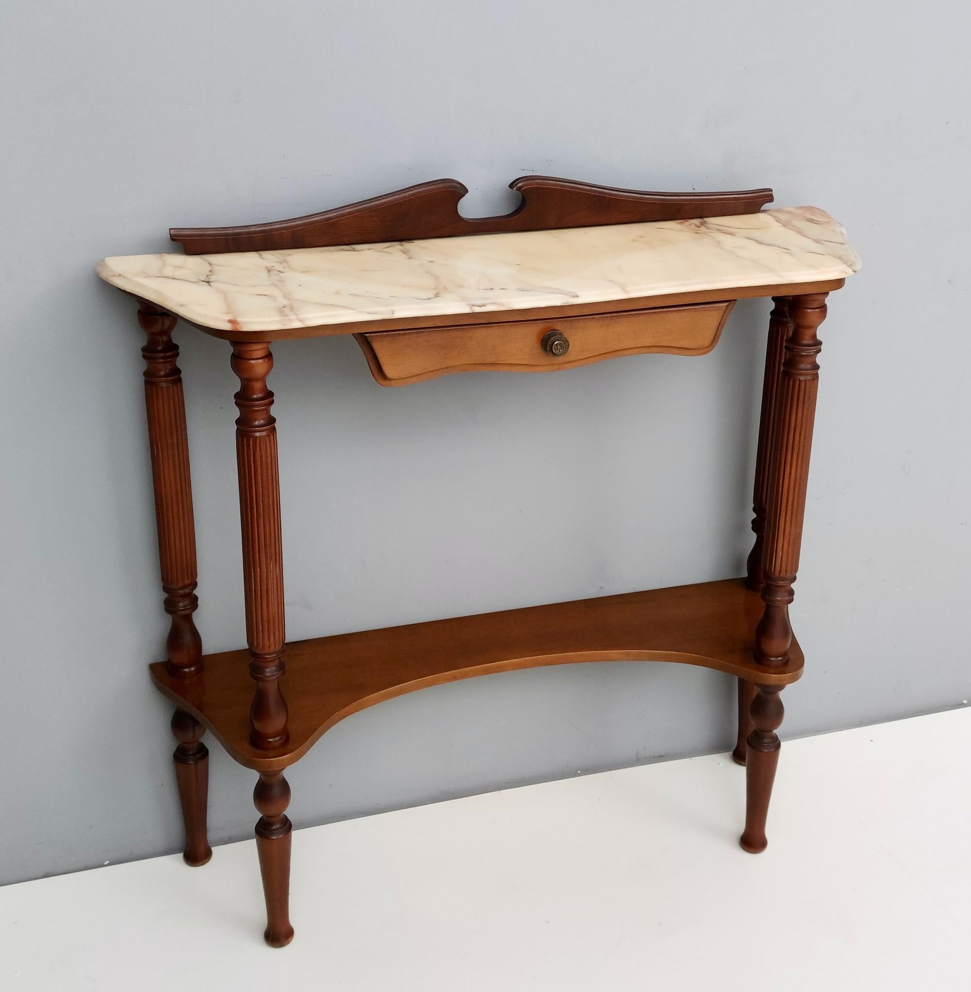 Vintage Walnut Console Table with a Portuguese Pink Marble Top, Italy In Good Condition In Bresso, Lombardy