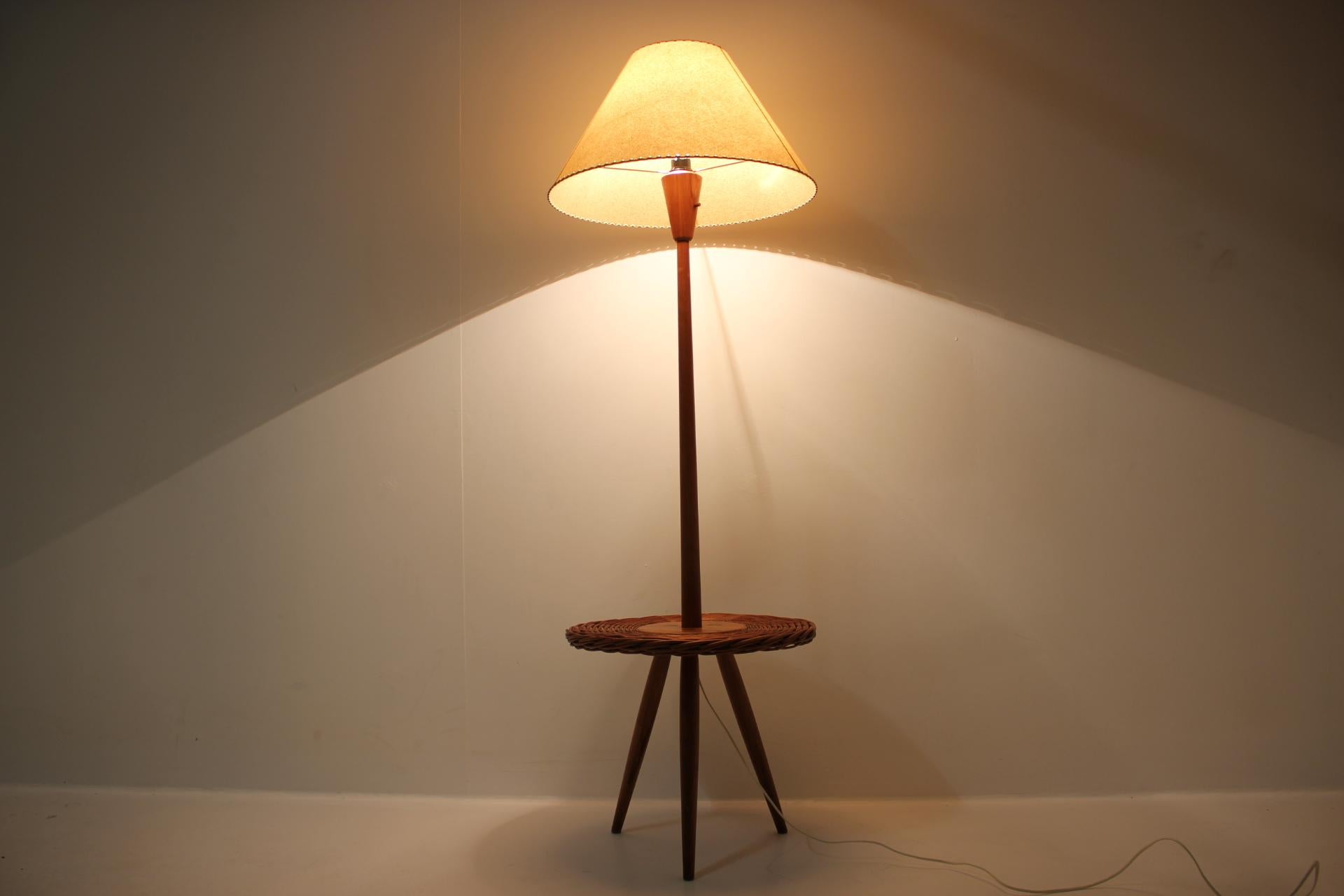 Midcentury Wooden Floor Lamp by Jan Kalous for ULUV / 1950s, Restored For Sale 1