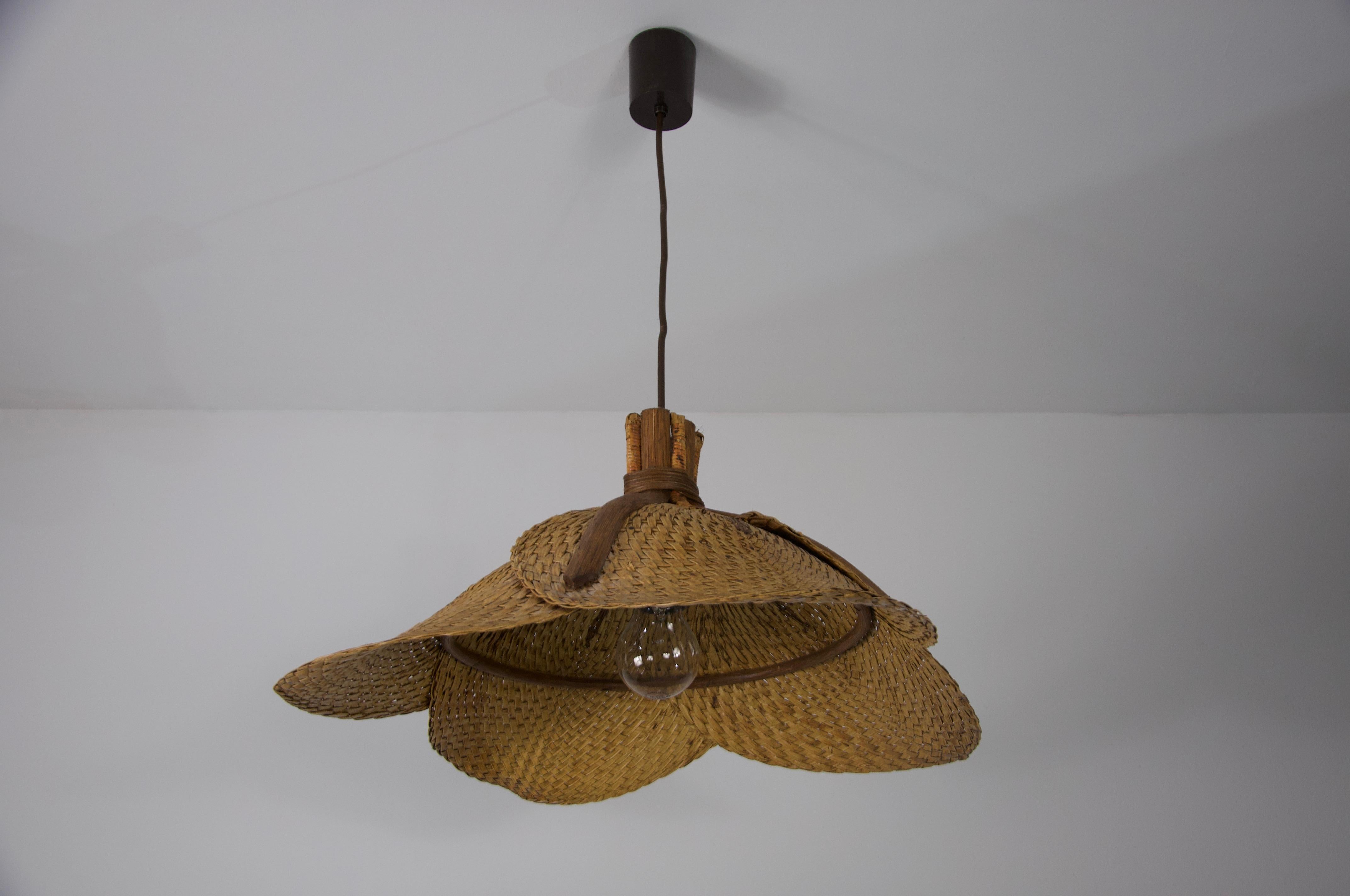 Midcentury Wooden Rattan Pendant Lamp, Italy, 1960s For Sale 1