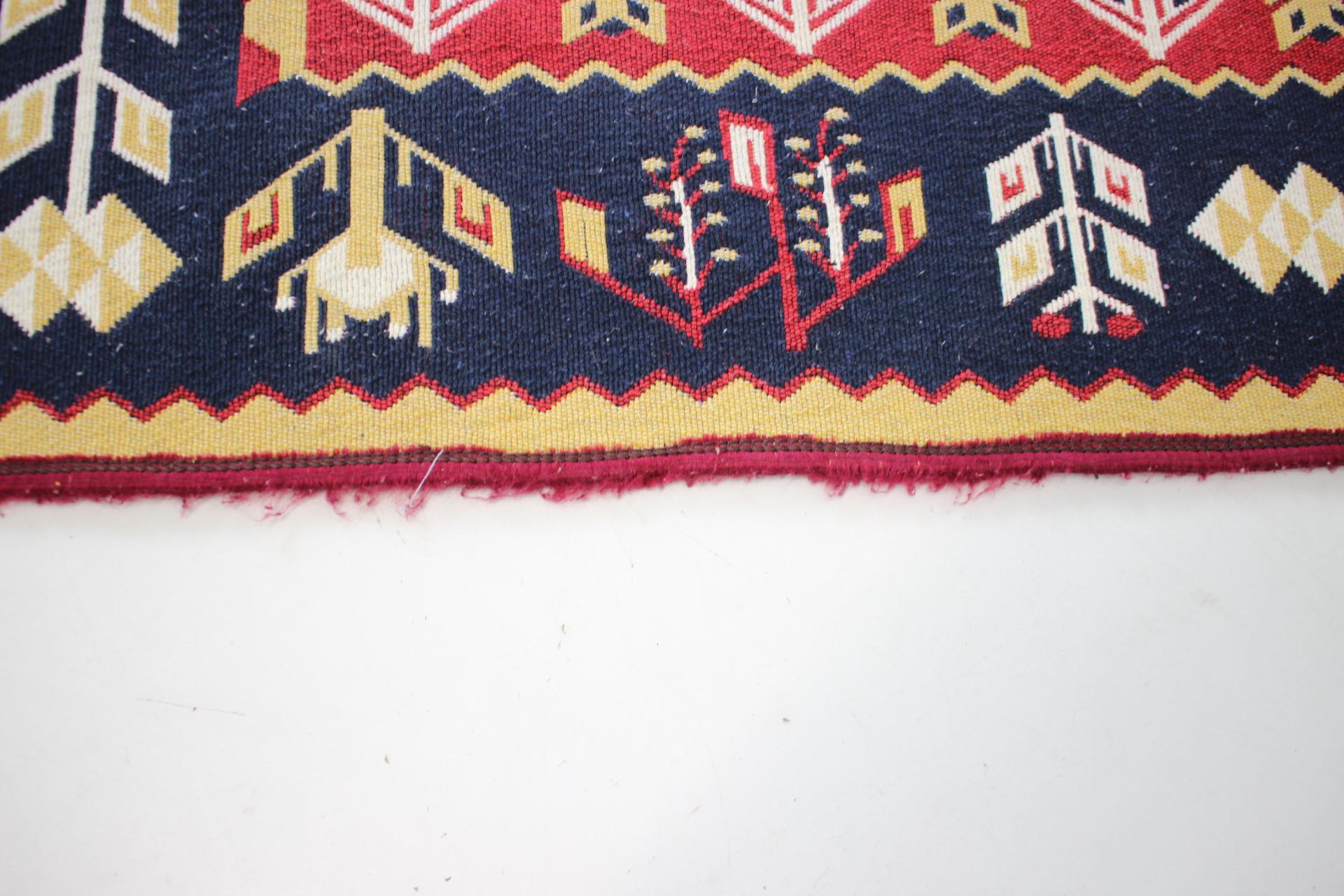 Hand-Woven Midcentury Wool Reversible Kelim Brussels Style Rug, 1960s For Sale