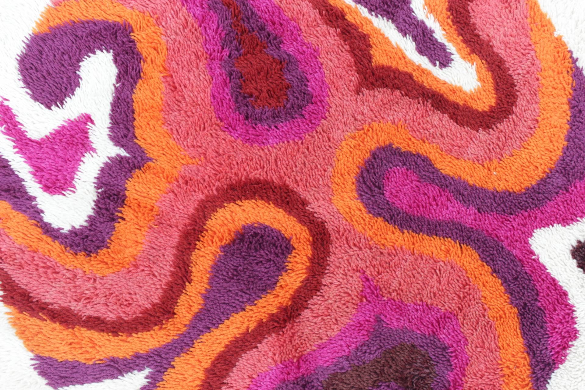 Mid-Century Modern Midcentury Wool Round Carpet or Rug