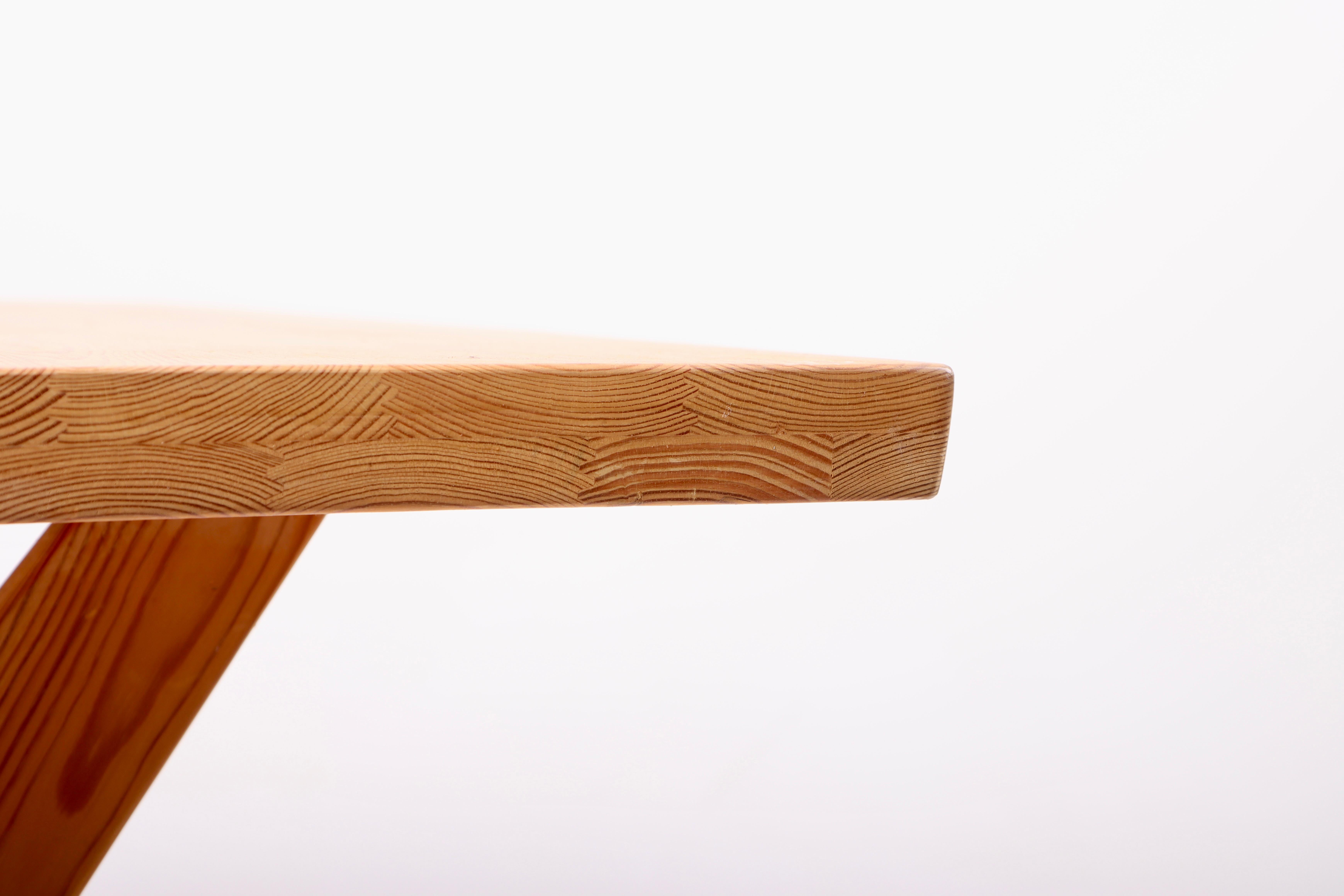 Mid-Century Work Desk in Solid Pine, Made in Denmark 1960s 2