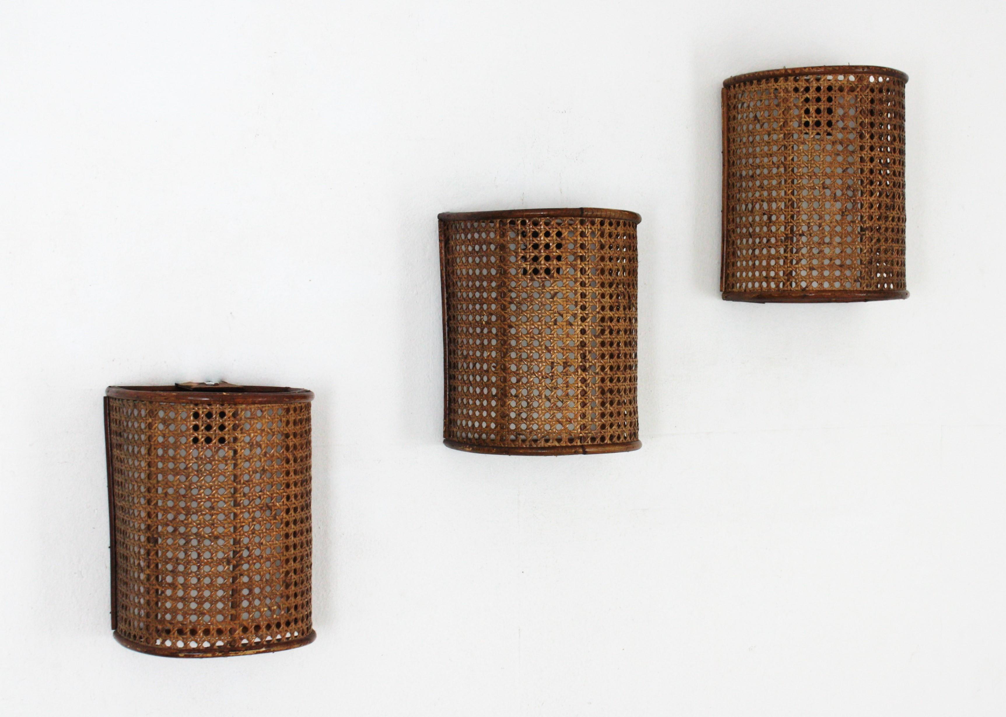 wicker wall sconce