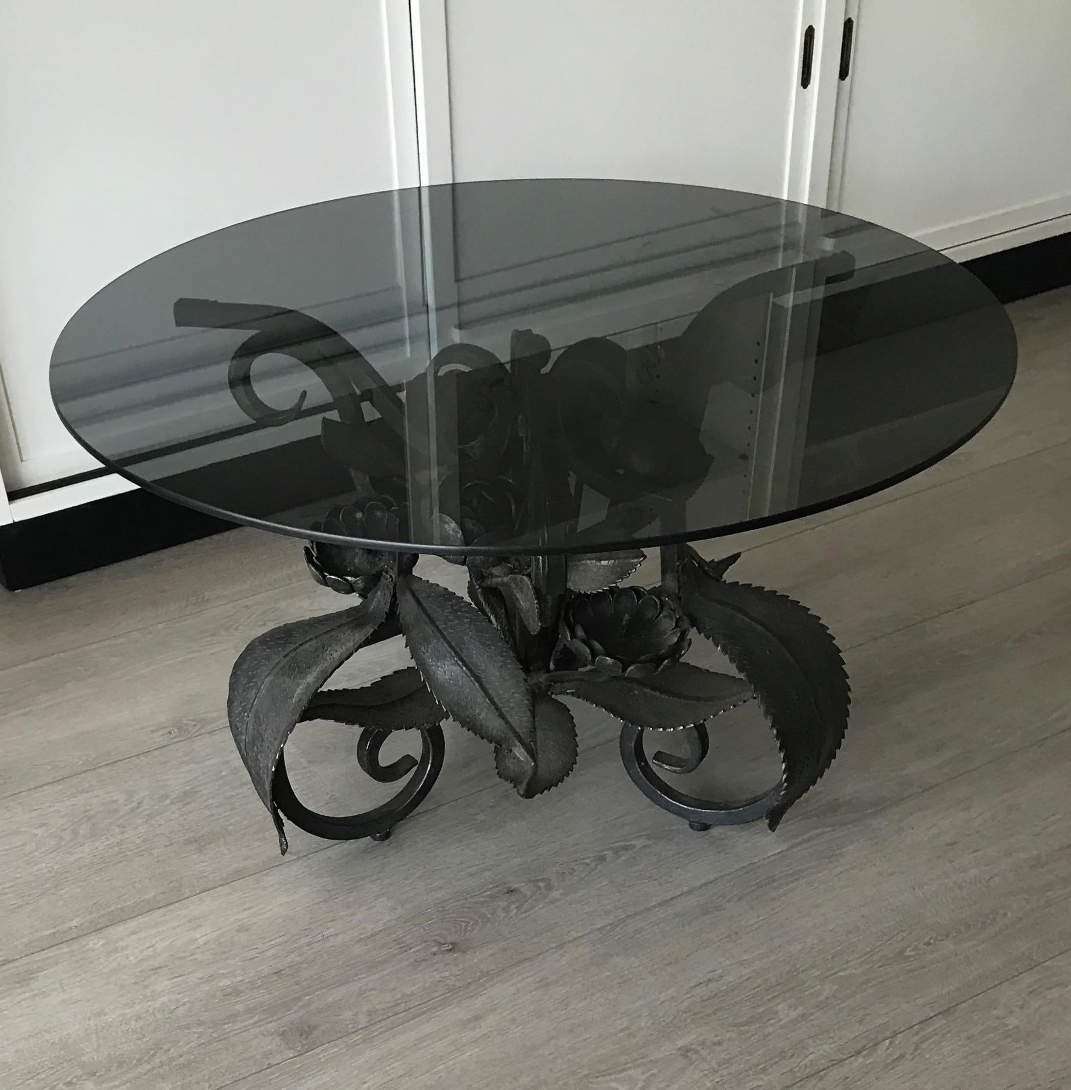 Rare Midcentury Wrought Iron Leaves & Flowers Coffee Table with Round Glass Top  For Sale 5