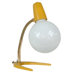 Lampada da tavolo gialla del Medioevo di Belmag, Svizzera, anni '50