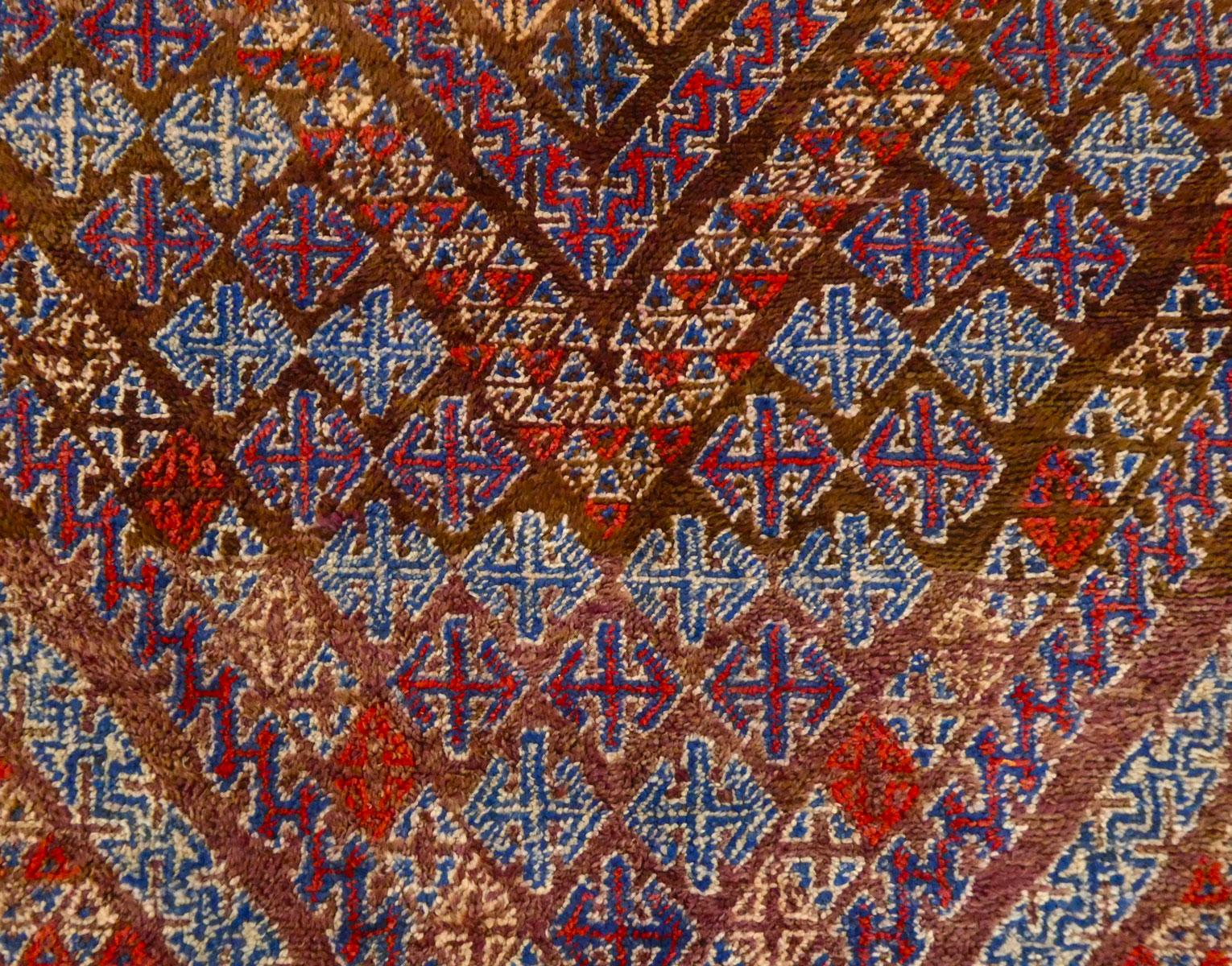 Tappeto in lana Zayan del Medioevo 6' x 10'11 In condizioni buone in vendita a Los Angeles, CA