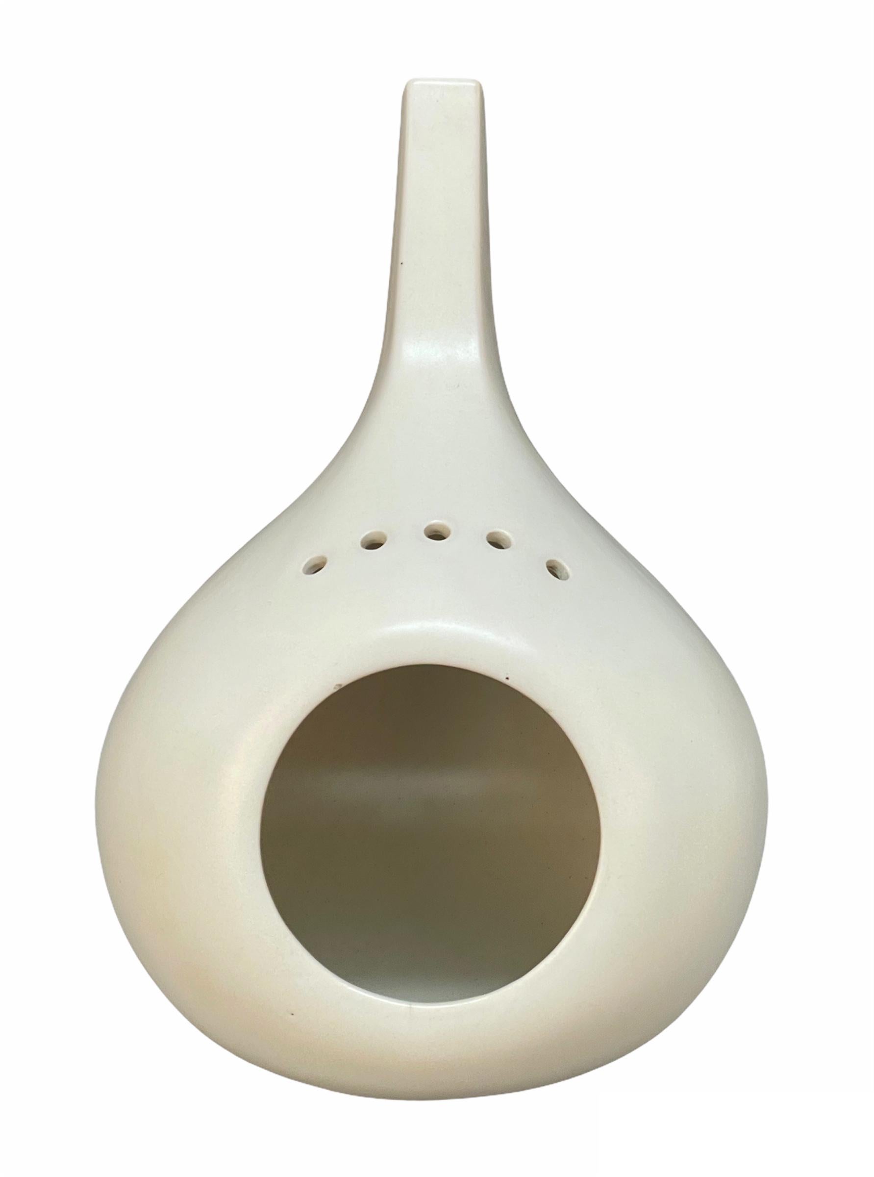 MIdcentury ZS White Ceramic Italian Vase for Nove Bassano del Grappa, 1960s For Sale 1