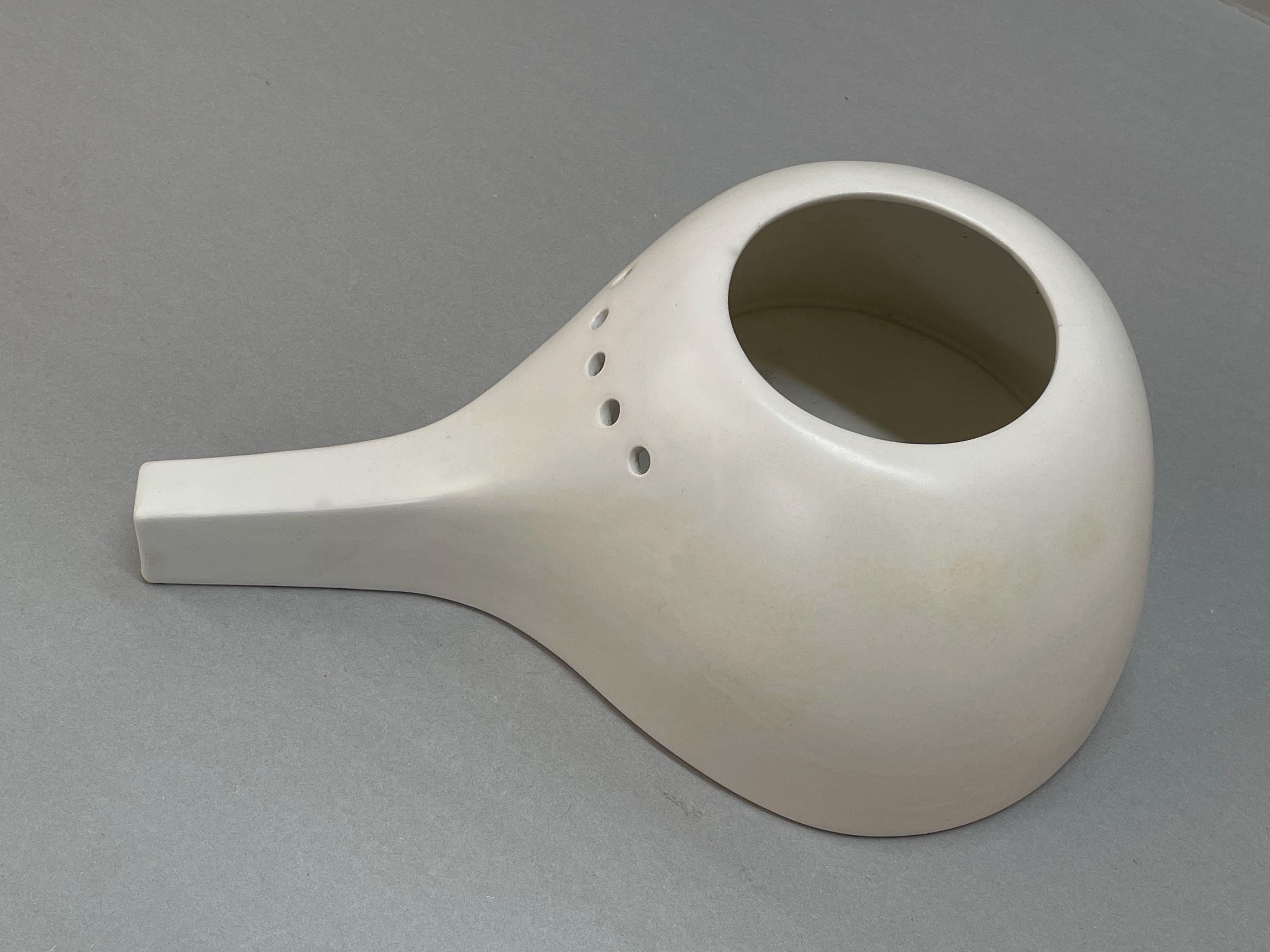 MIdcentury ZS White Ceramic Italian Vase for Nove Bassano del Grappa, 1960s For Sale 5