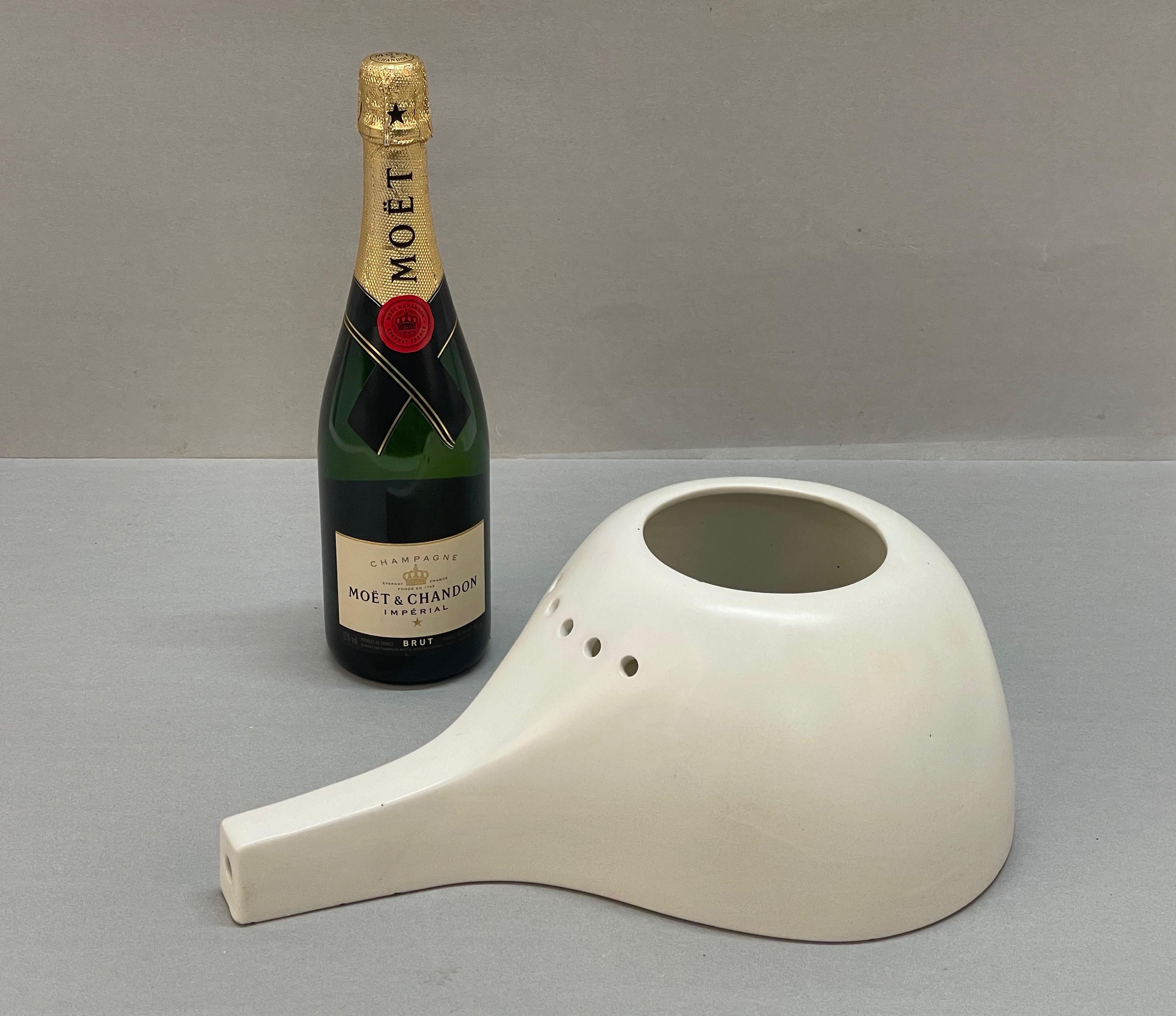 MIdcentury ZS White Ceramic Italian Vase for Nove Bassano del Grappa, 1960s For Sale 8