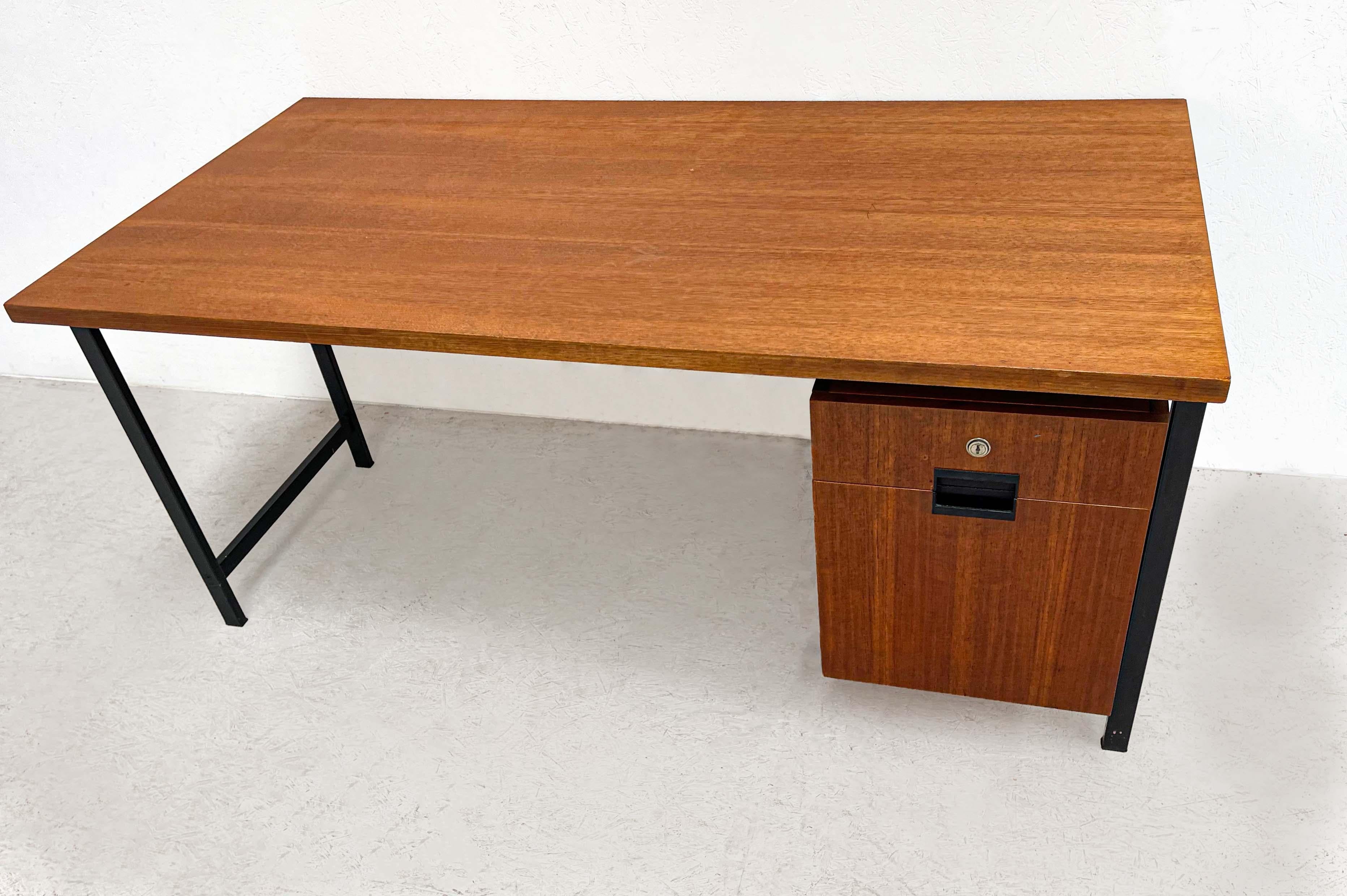 Late 20th Century Mid-Century Modern Teak Eu02 Desk by Cees Braakman for Pastoe