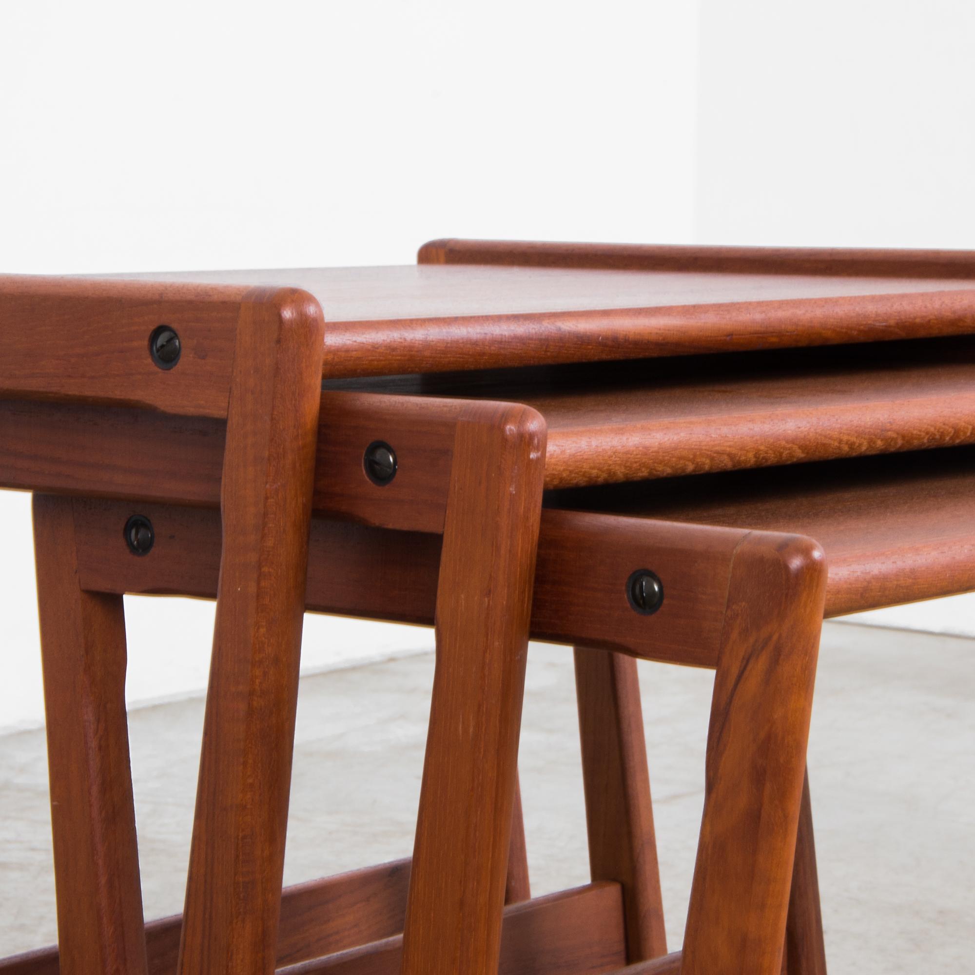 Mid-Century Modern Wooden Nesting Tables, Set of Three 4