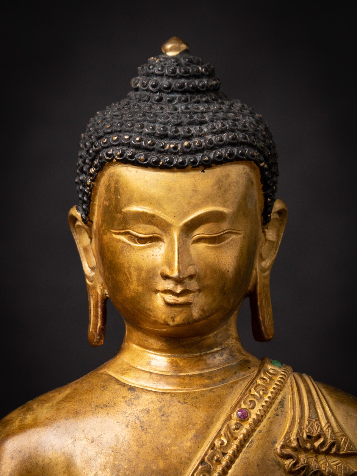 Middle 20th century high quality old bronze Nepali Buddha statue 4