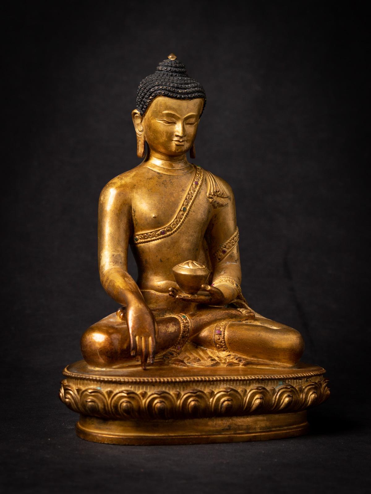 Middle 20th century high quality old bronze Nepali Buddha statue 9