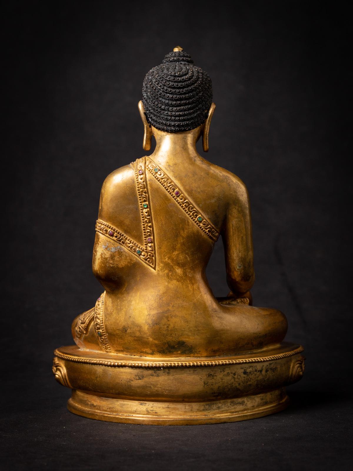 Middle 20th century high quality old bronze Nepali Buddha statue 11