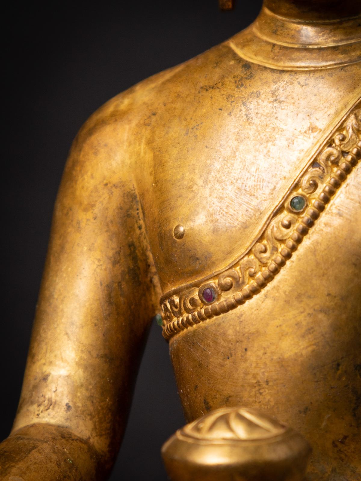 20th Century Middle 20th century high quality old bronze Nepali Buddha statue