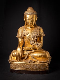 Middle 20th century Large old Burmese Mandalay Buddha statue from Burma