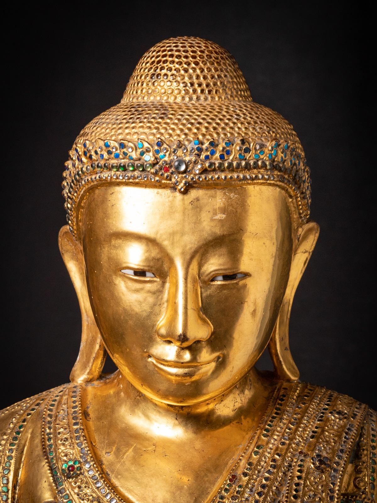 20th Century Middle 20th century Large old Burmese Mandalay Buddha statue from Burma For Sale
